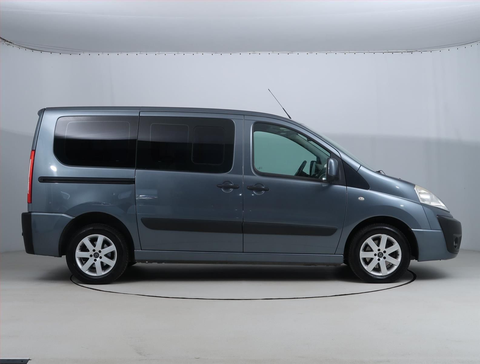 Peugeot Expert, 2.0 HDi, Bus, 8Míst, Klima - fotka 6