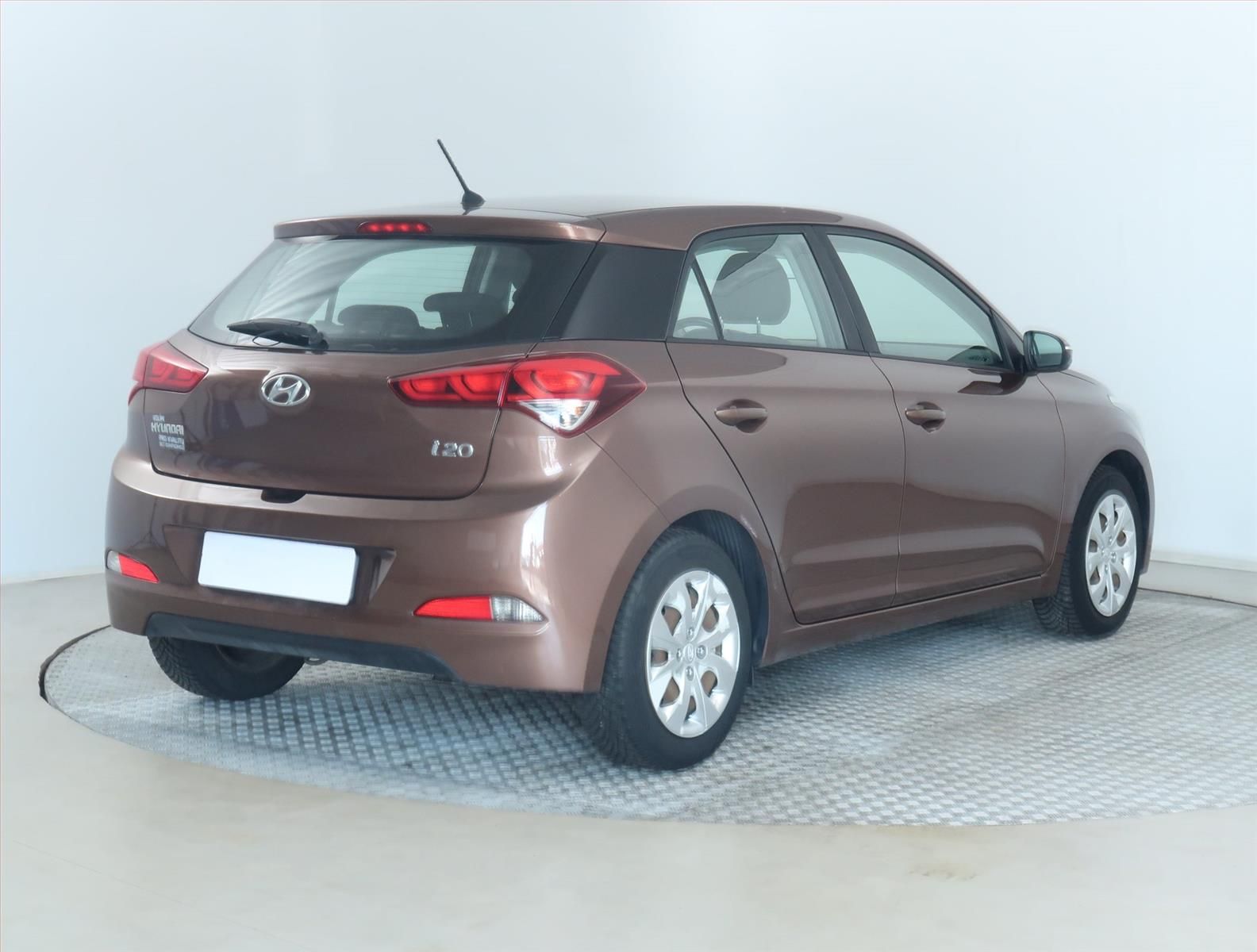 Hyundai i20, 1.2, Plus, Serv.kniha, Klima - fotka 5