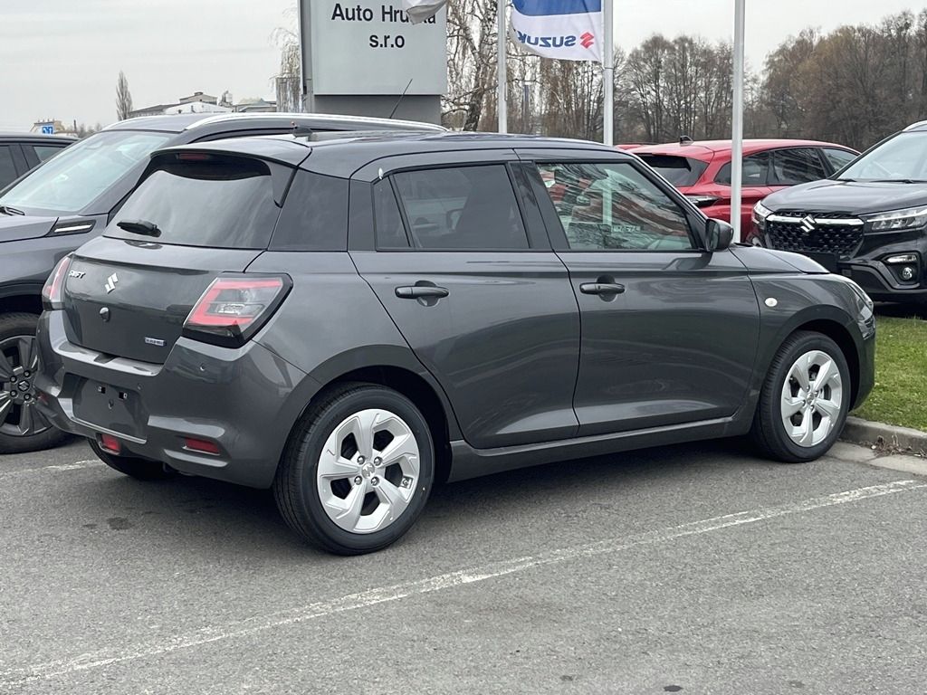 Suzuki Swift, 1,2 PREMIUM HYBRID CVT - fotka 2