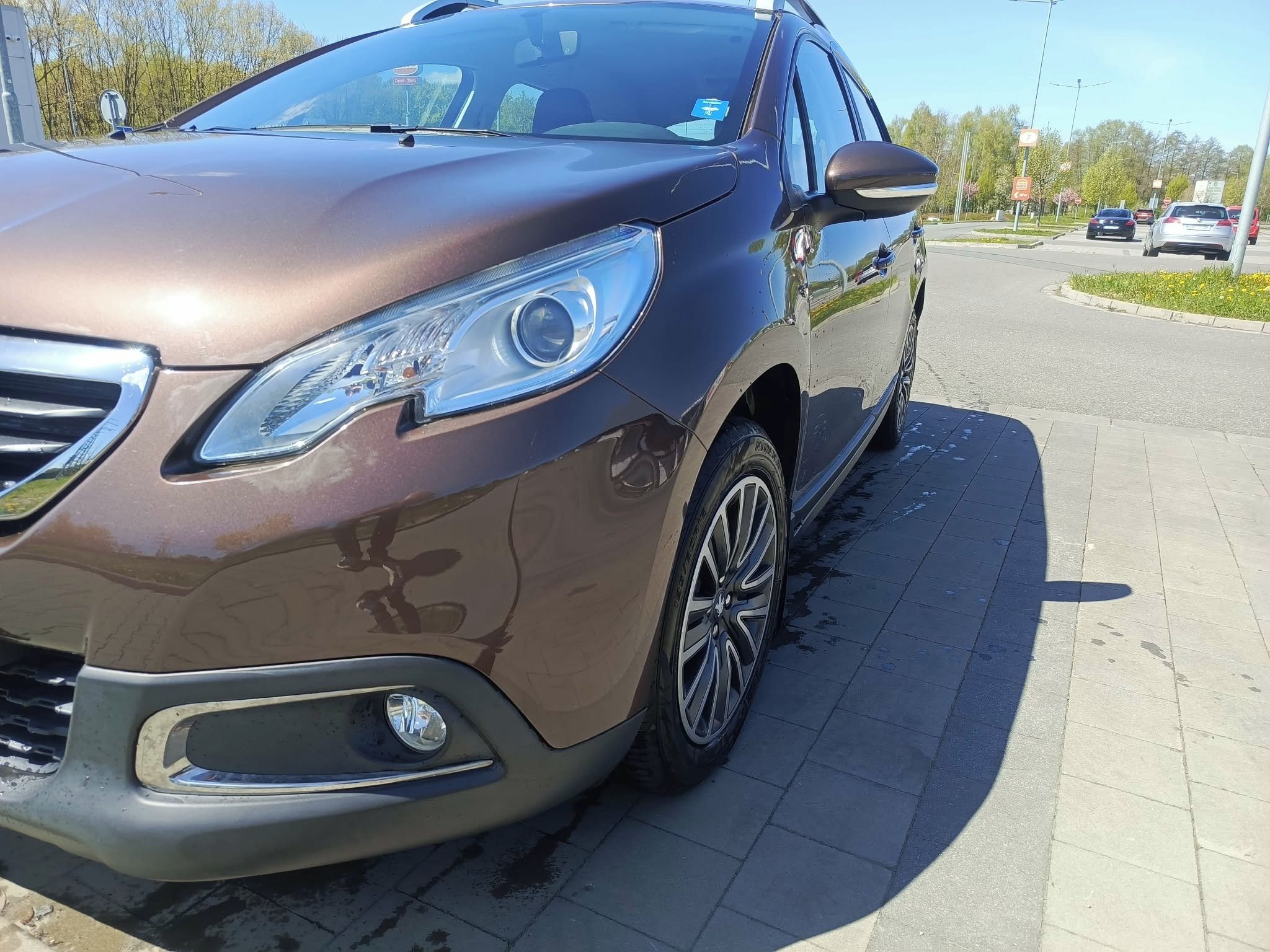 Peugeot 2008, Benzín+LPG - fotka 2