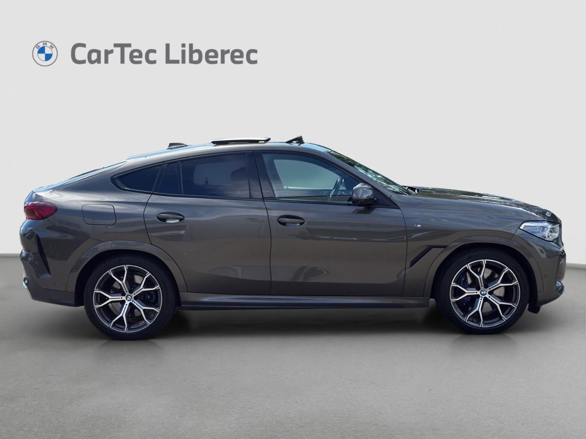 BMW X6, xDrive40i - fotka 6
