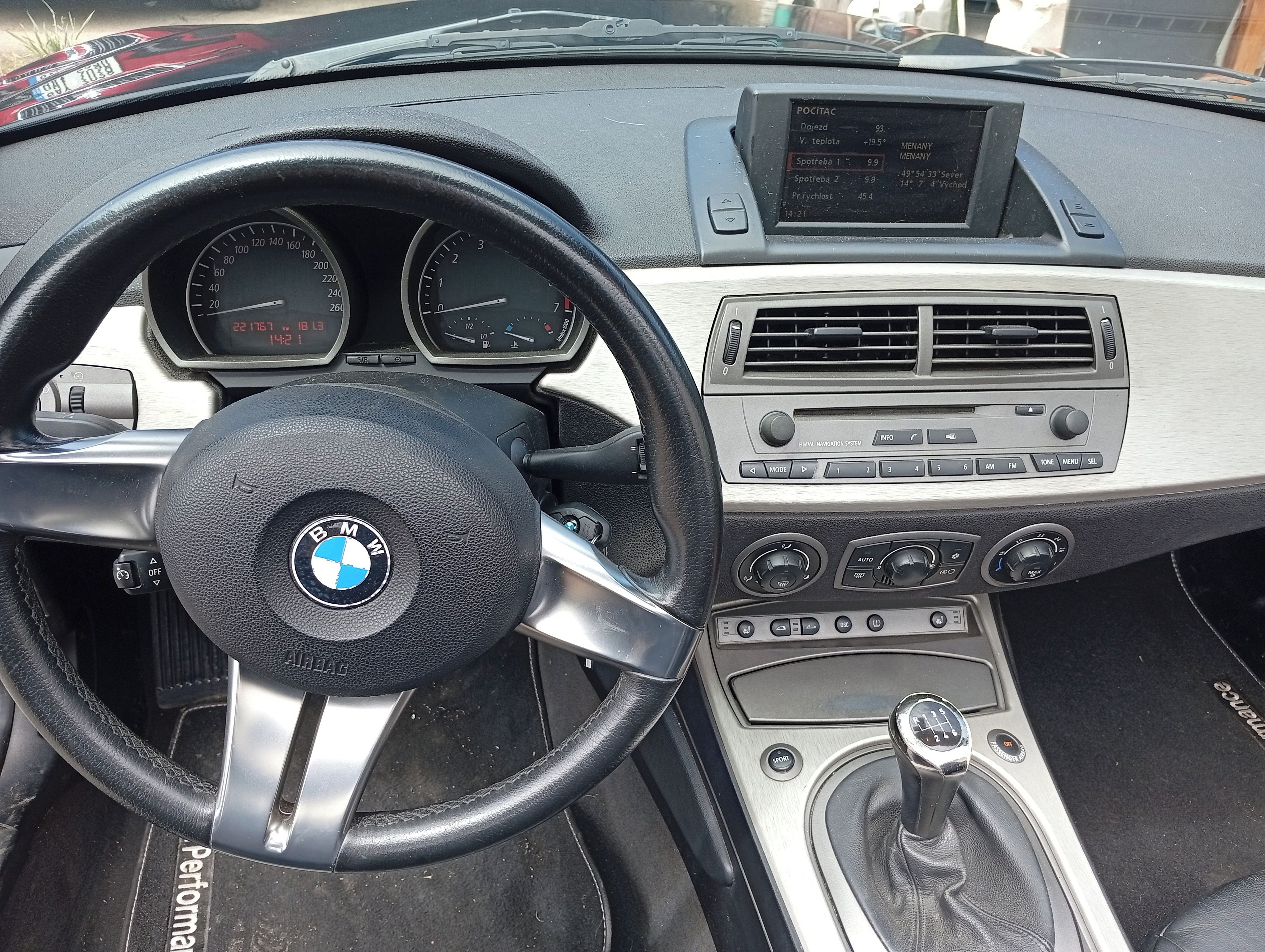 BMW Z4, 3.0 / 170kw - fotka 4