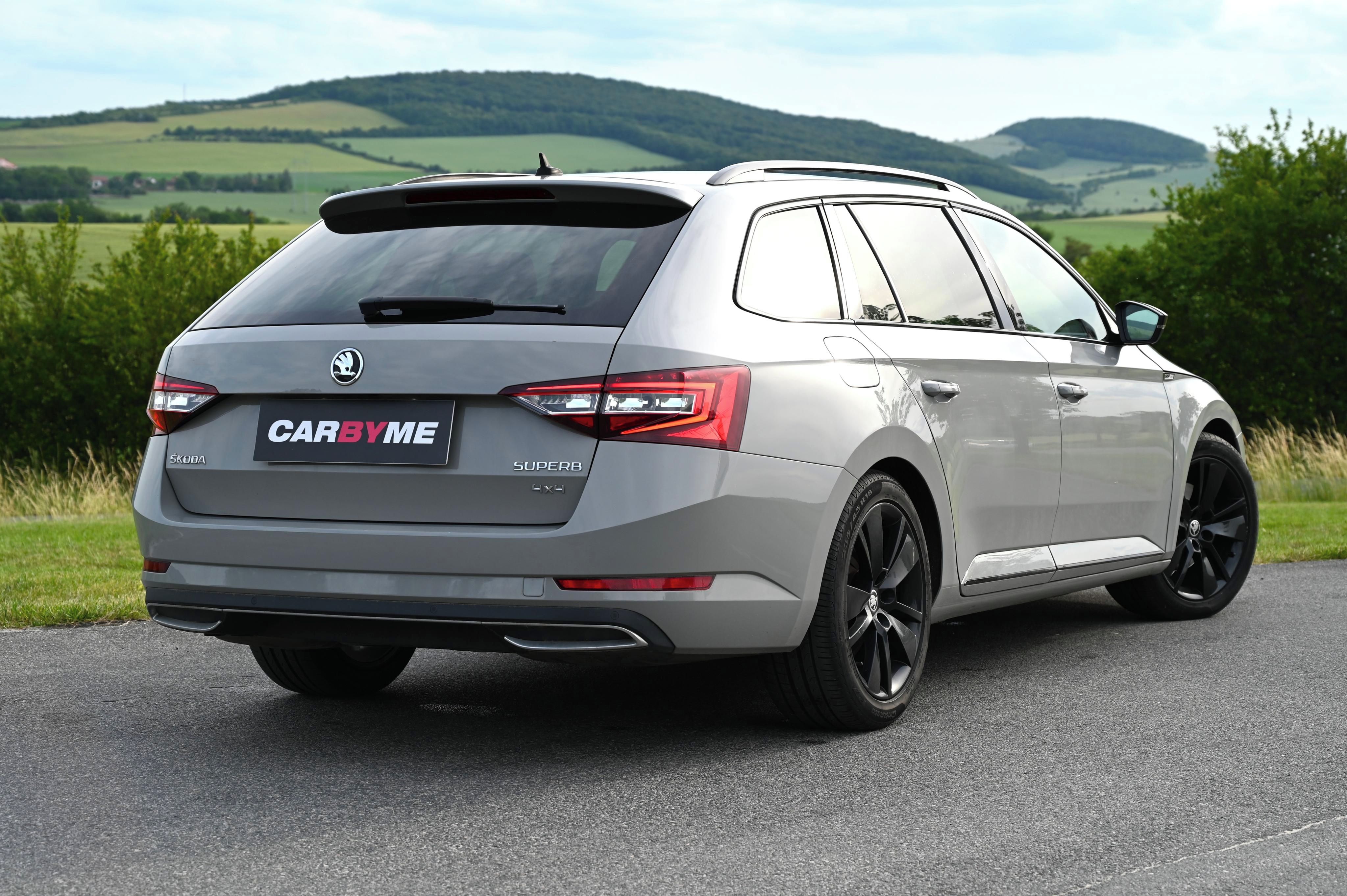 Škoda Superb, 2.0 TDI 4x4 SportLine/ACC/ČR - fotka 4