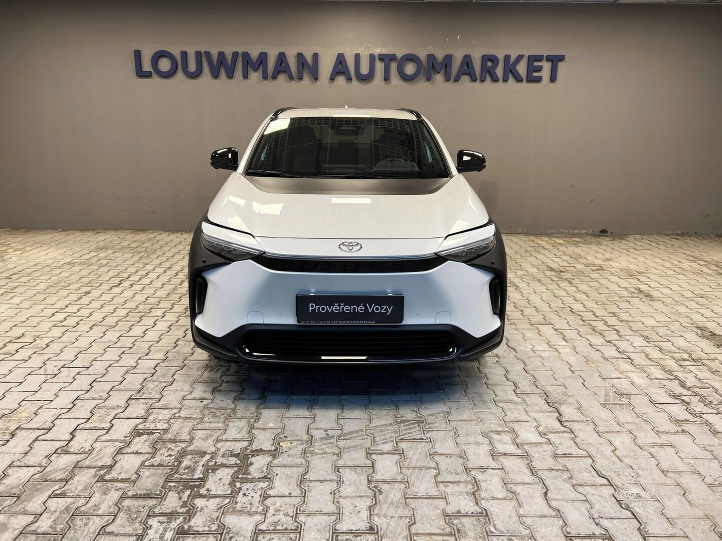 Toyota bZ4X, PRESTIGE AWD - fotka 6