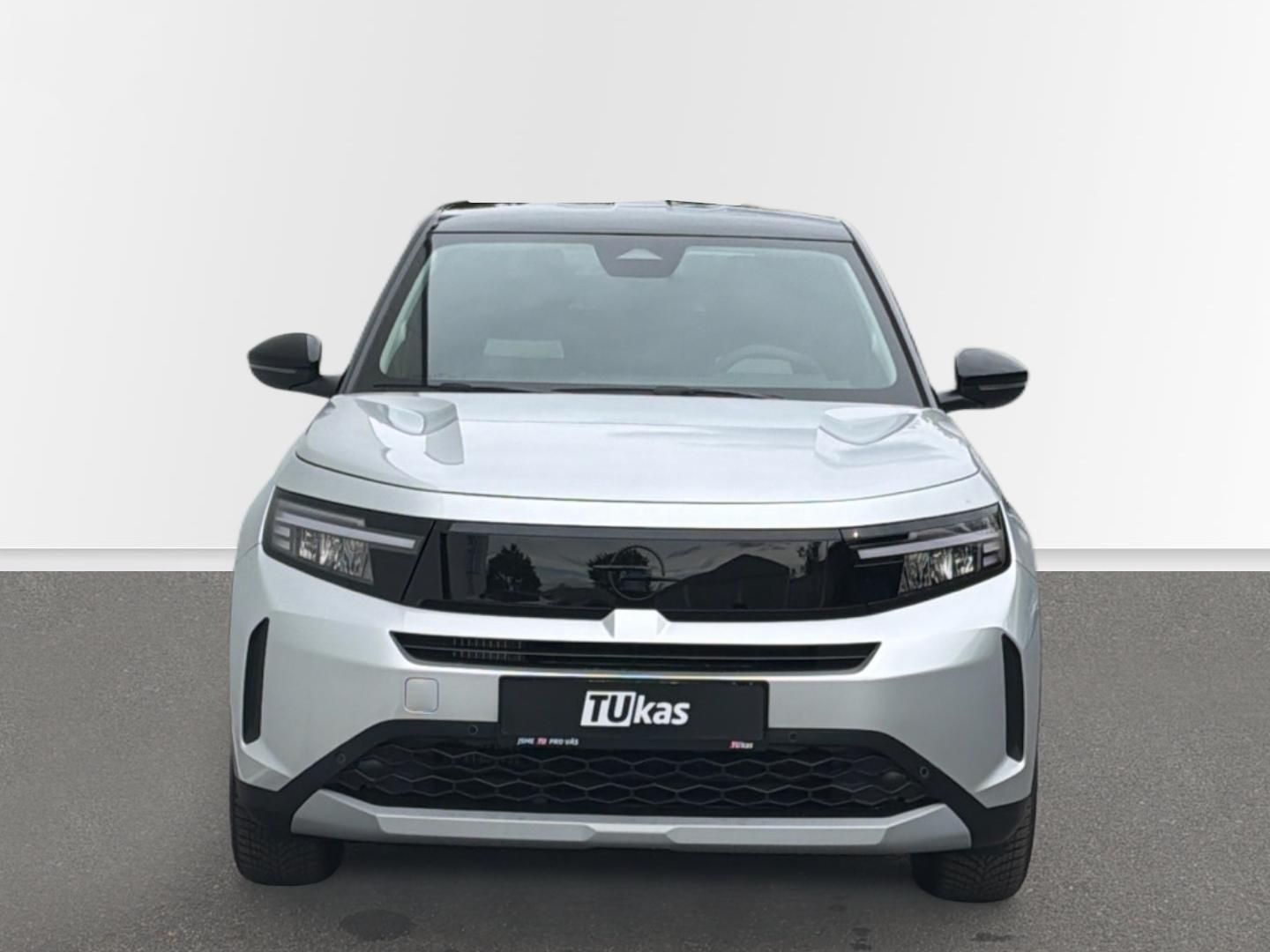 Opel Frontera, 1.2Hybrid Turbo 140k  107kW GS - fotka 3