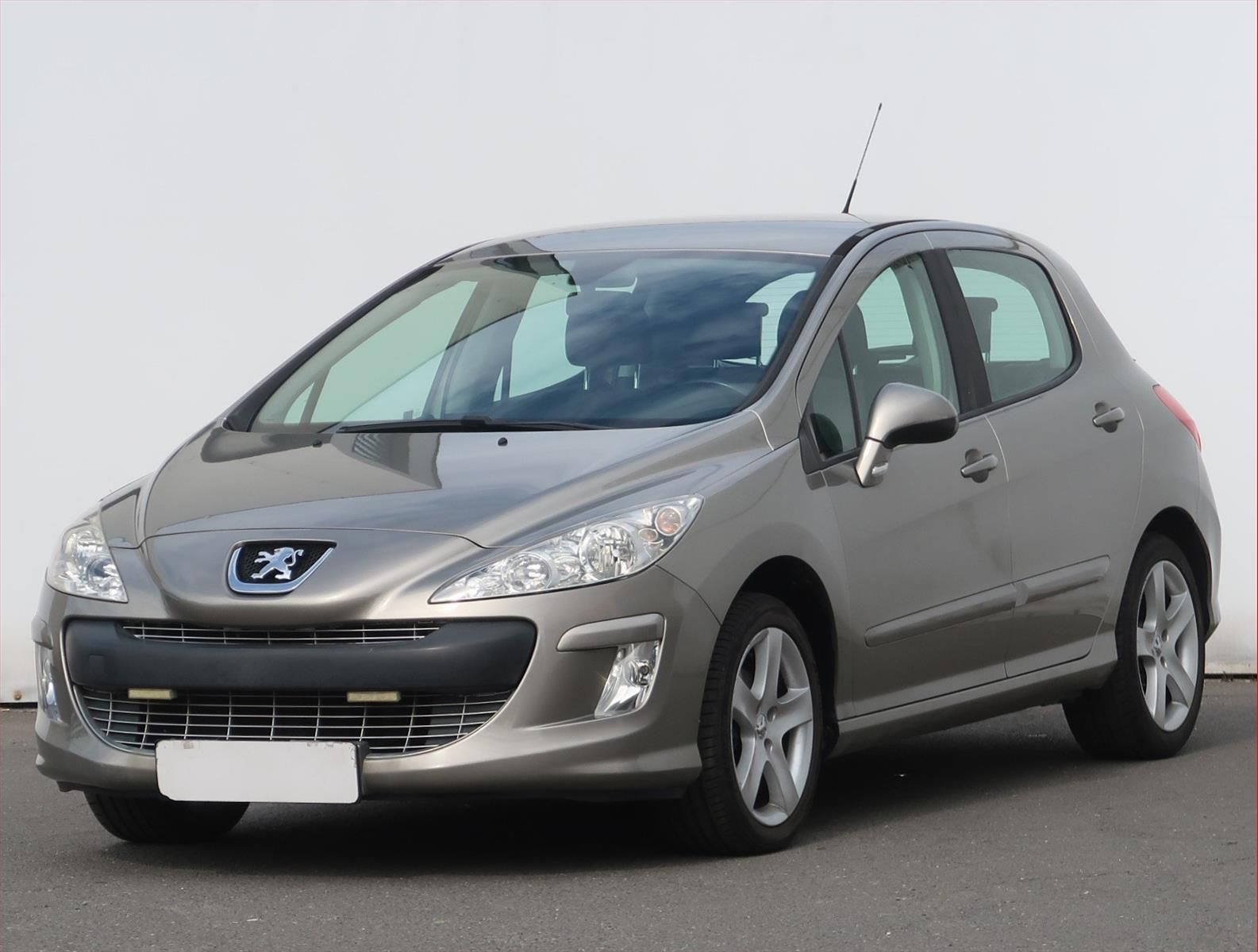 Peugeot 308, 1.6 VTi, po STK - fotka 2