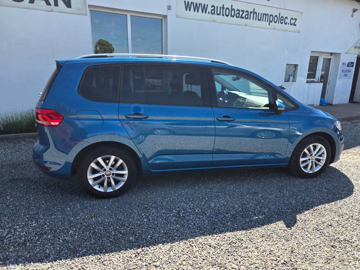Volkswagen Touran, 1.2 TSI Serviska, TOP - fotka 3