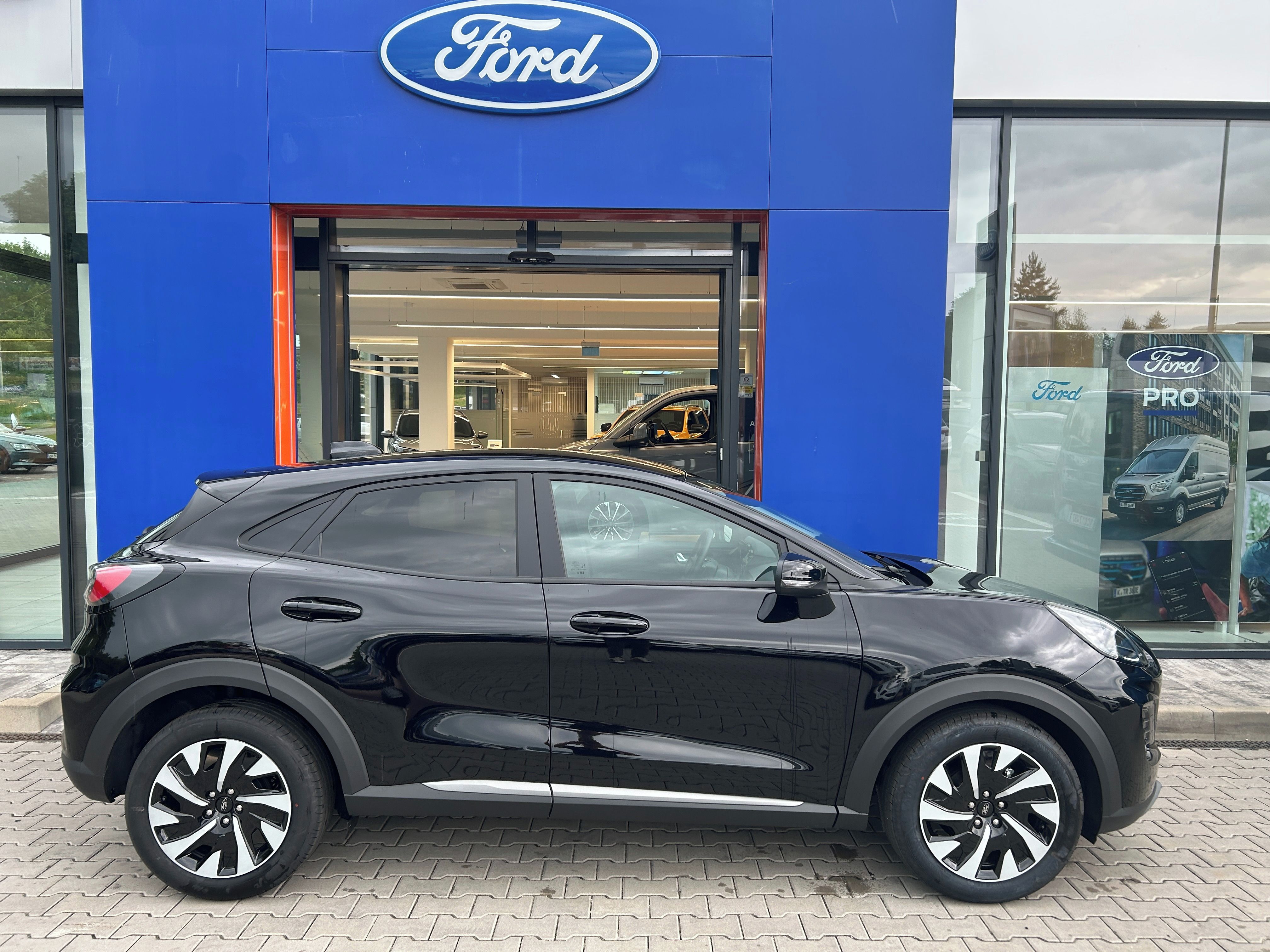 Ford Puma, 1.0EcoBoost mHEV 92kW TITANIUM - fotka 3