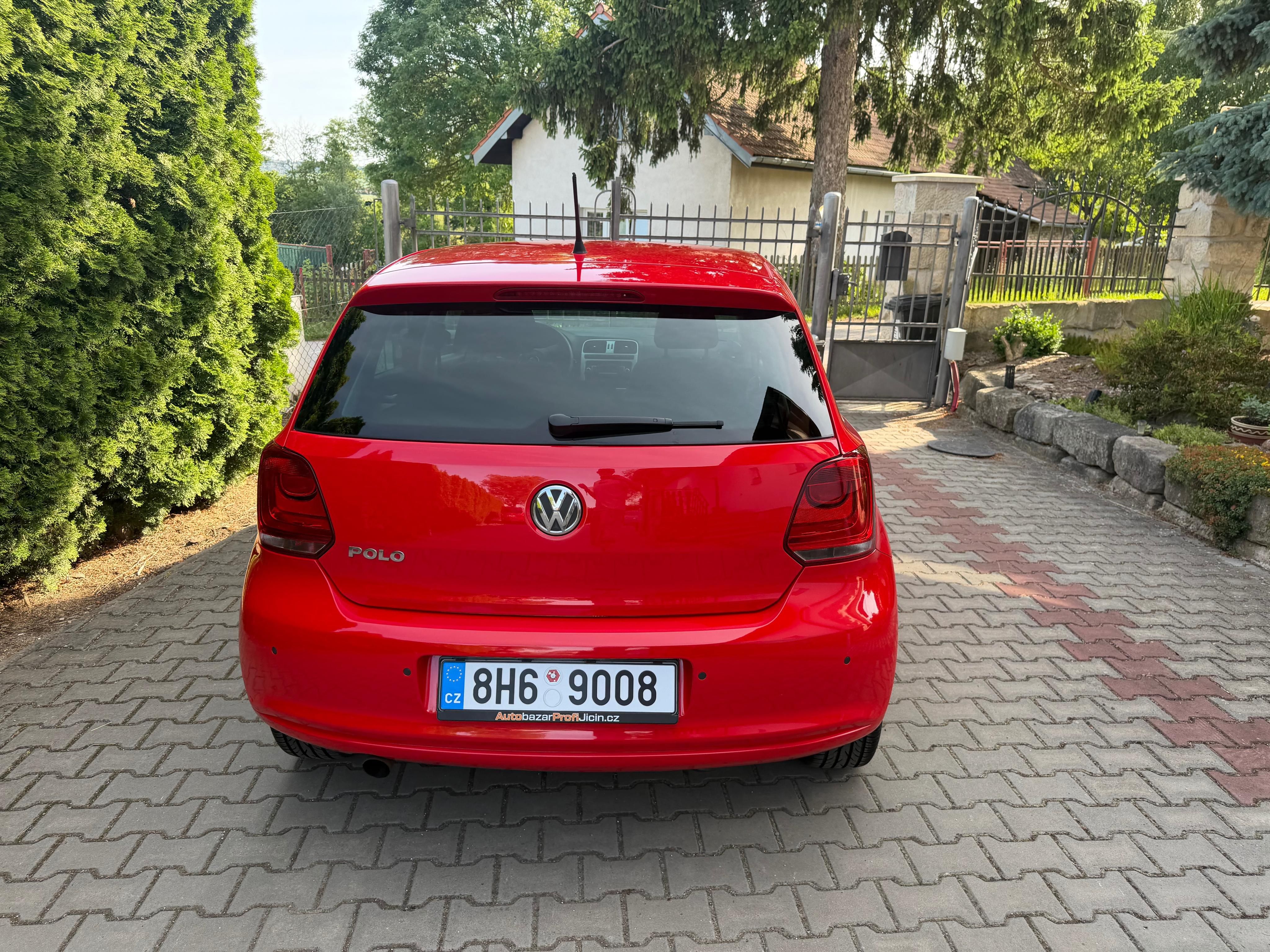 Volkswagen Polo, 1,2 TSi/77 kw pravidel servis - fotka 5