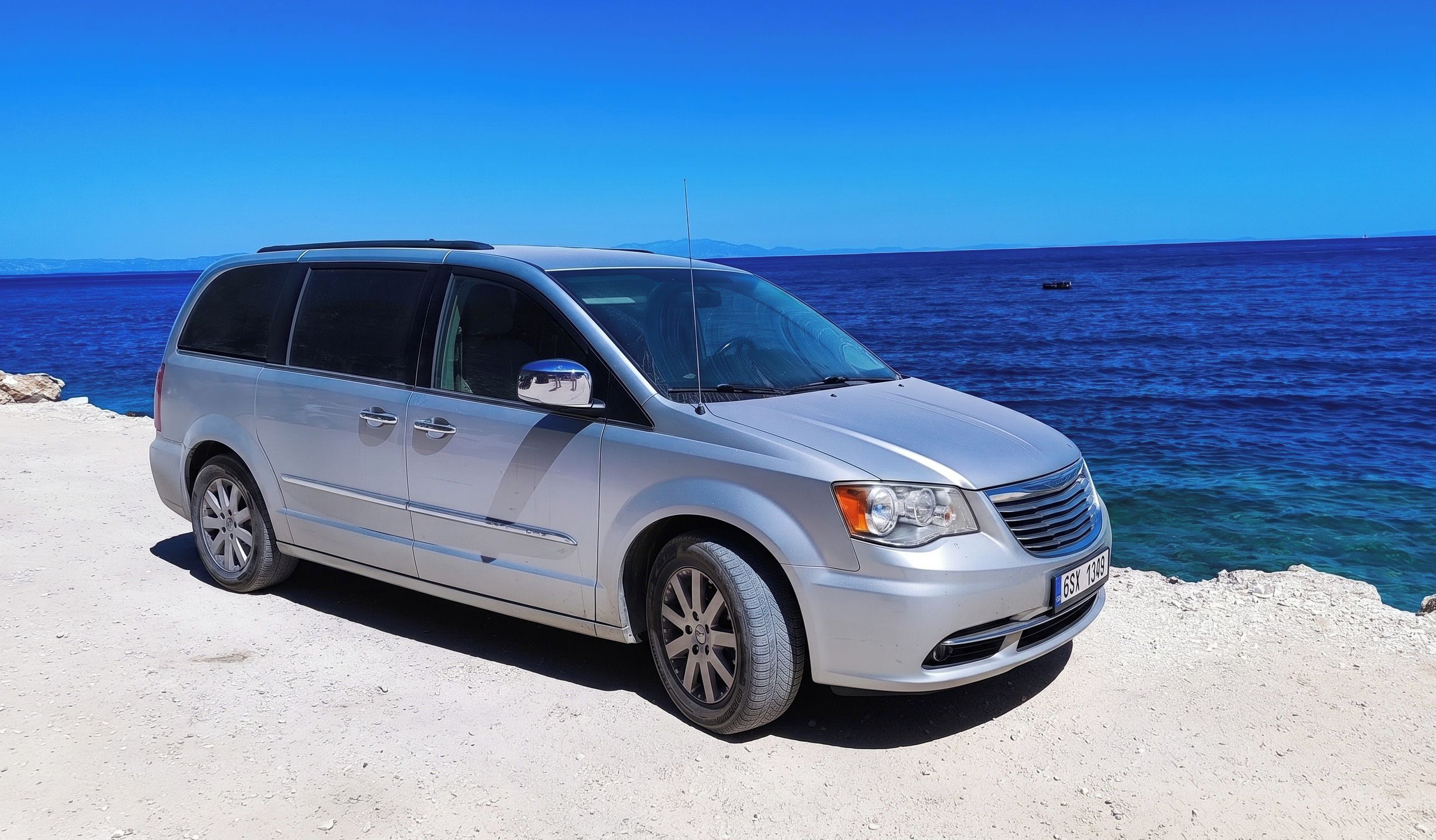 Chrysler Town & Country, 3.6 V6 Touring L, AndroidTV - fotka 2