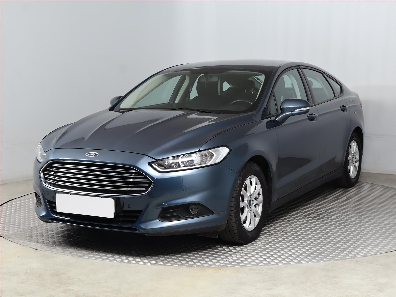 Ford Mondeo, 1.5 EcoBoost, Navi - fotka 2