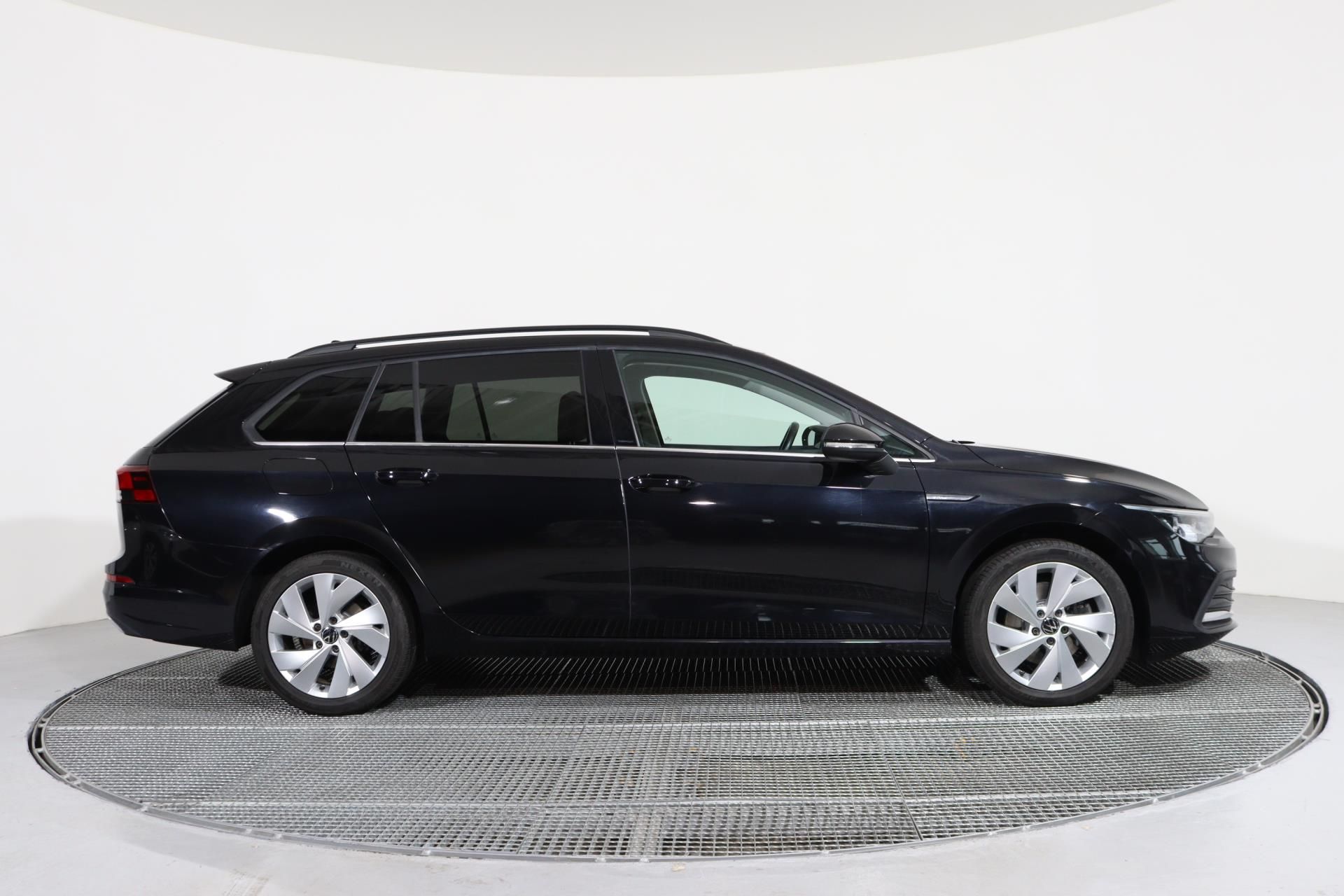 Volkswagen Golf Variant, Style 2,0 TDI 7DSG/TAŽNÉ Z.,LE - fotka 3