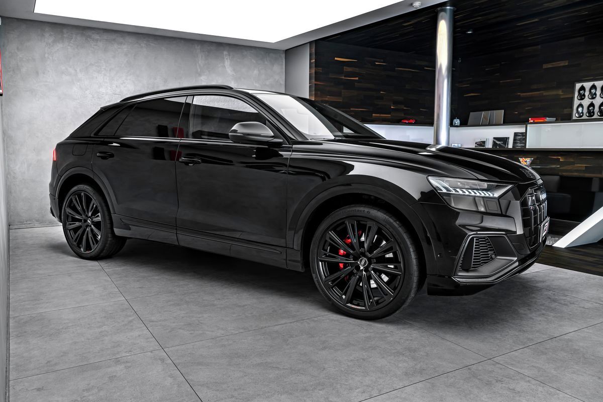 Audi SQ8, competition+, karbon, panorama - fotka 3