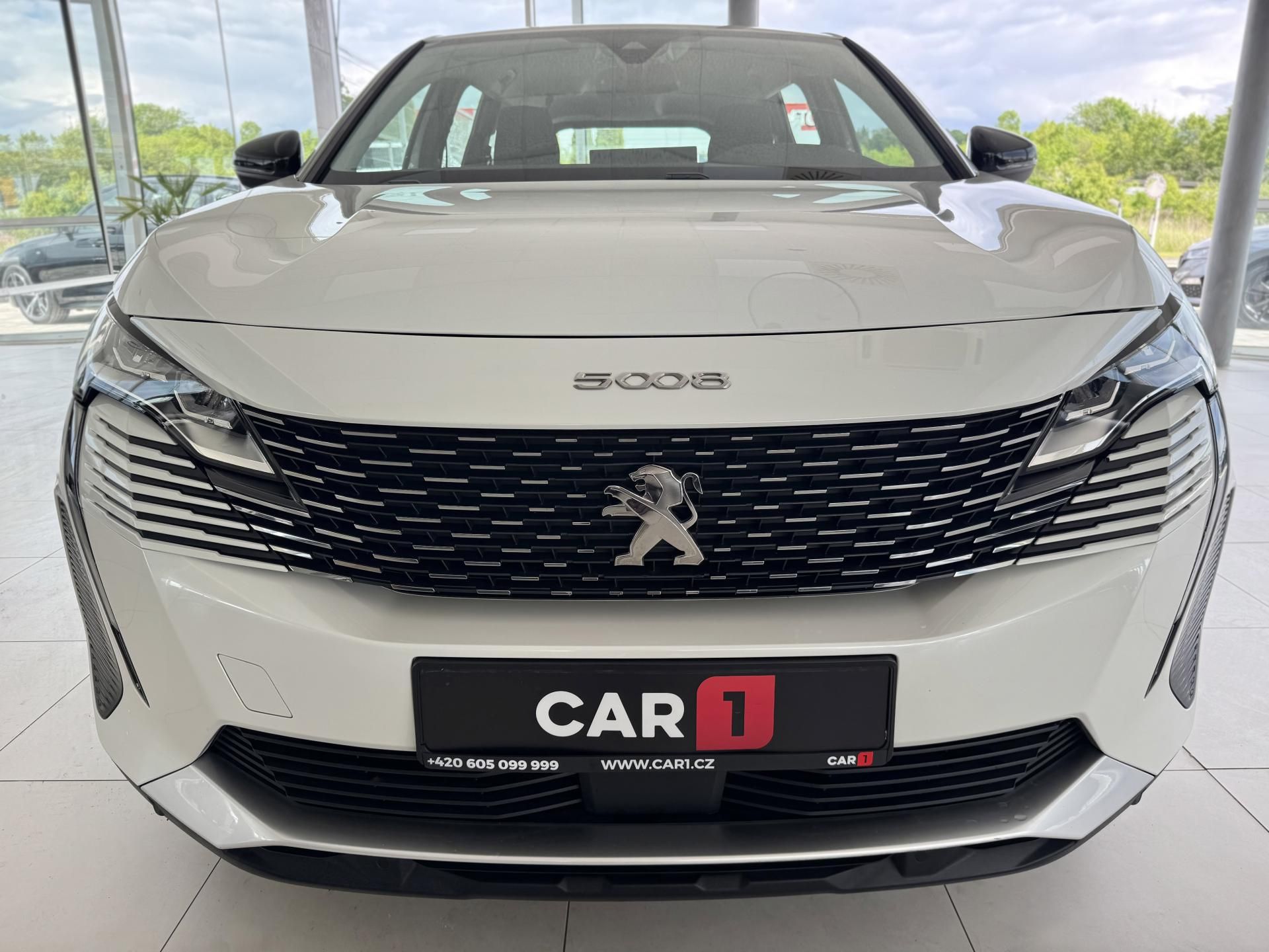 Peugeot 5008, 1,2PT AUT*96kW*Kamera*7MÍST - fotka 3
