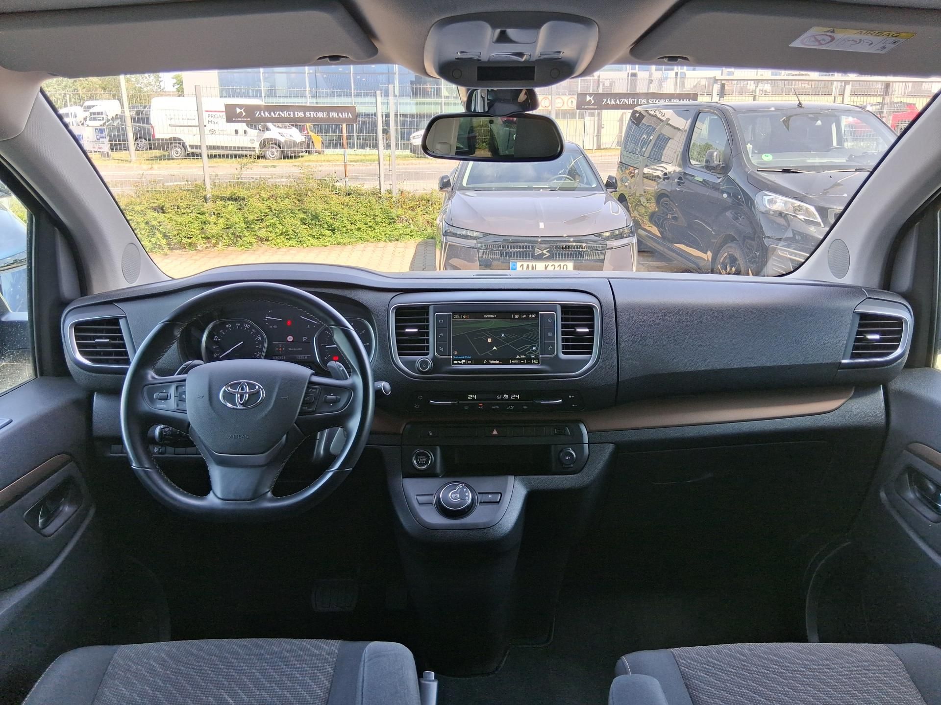 Toyota Proace Verso, FAMILY COMF. L2 2.0 D-4D 130kW - fotka 2