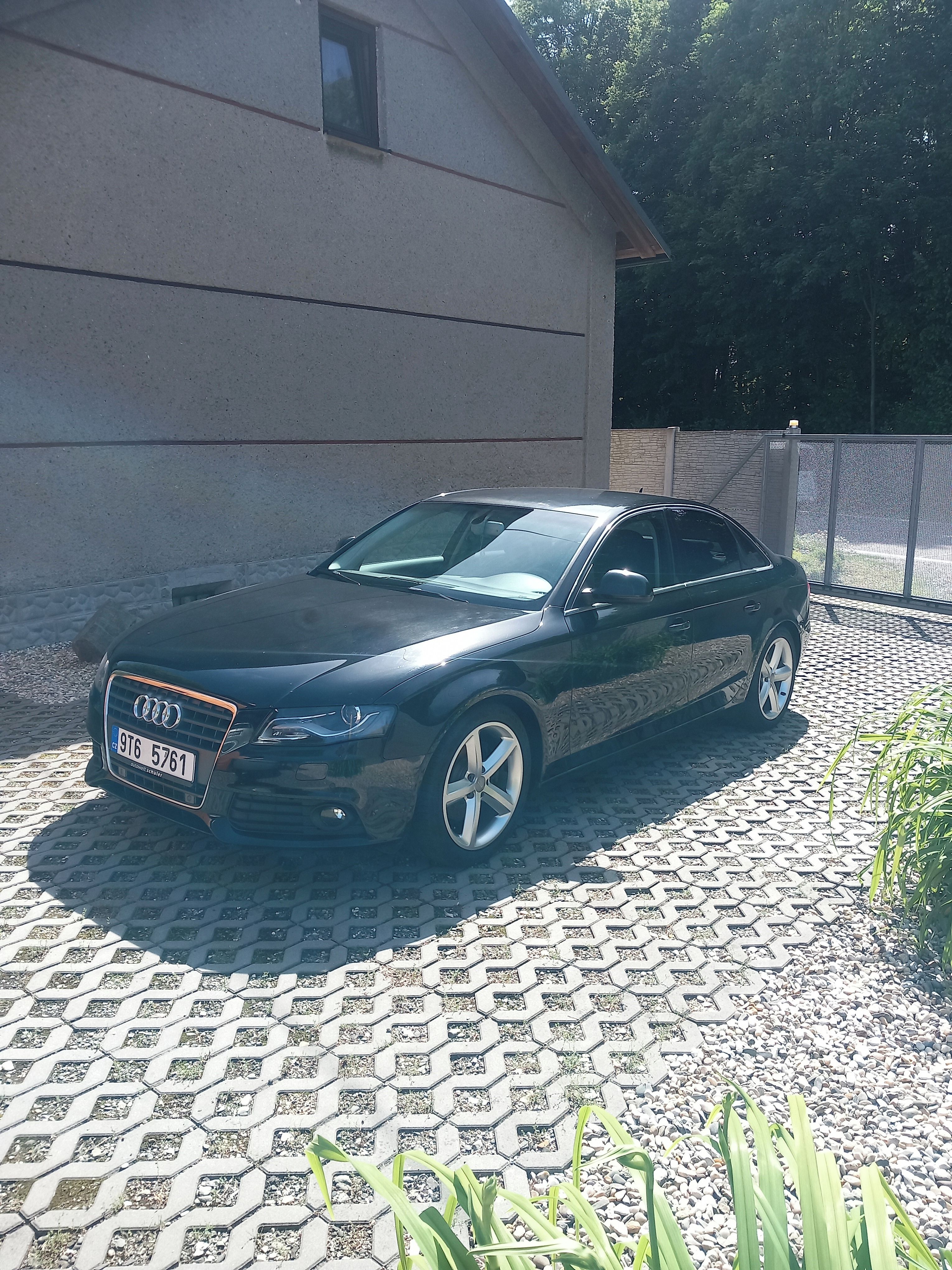 Audi A4, Audi A4B8 - fotka 3