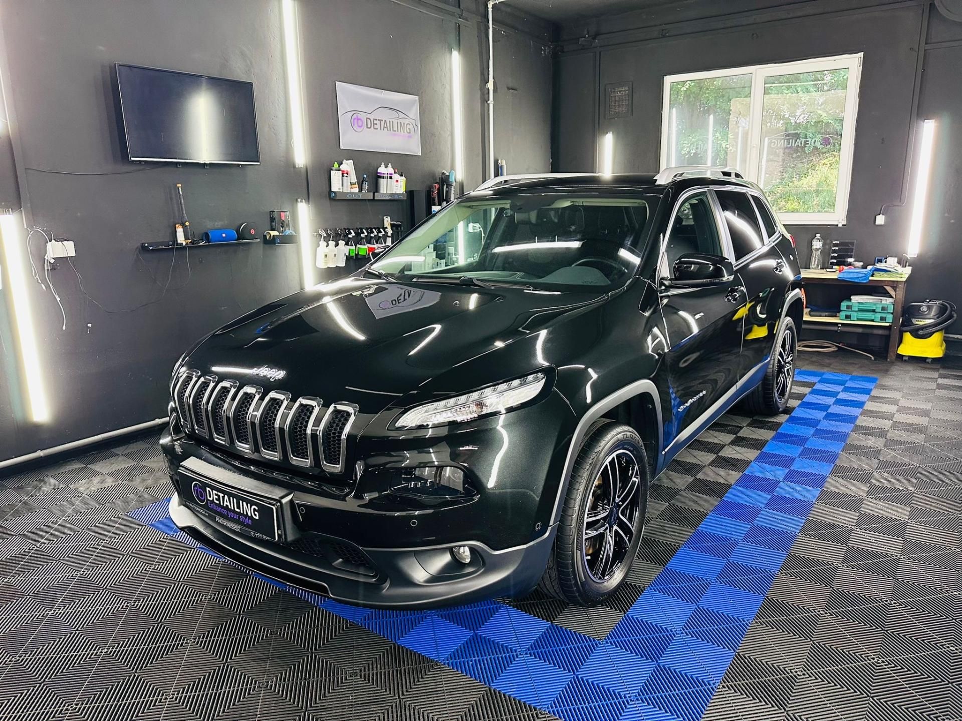 Jeep Cherokee, 2.0D 103kW 4x4 - fotka 5