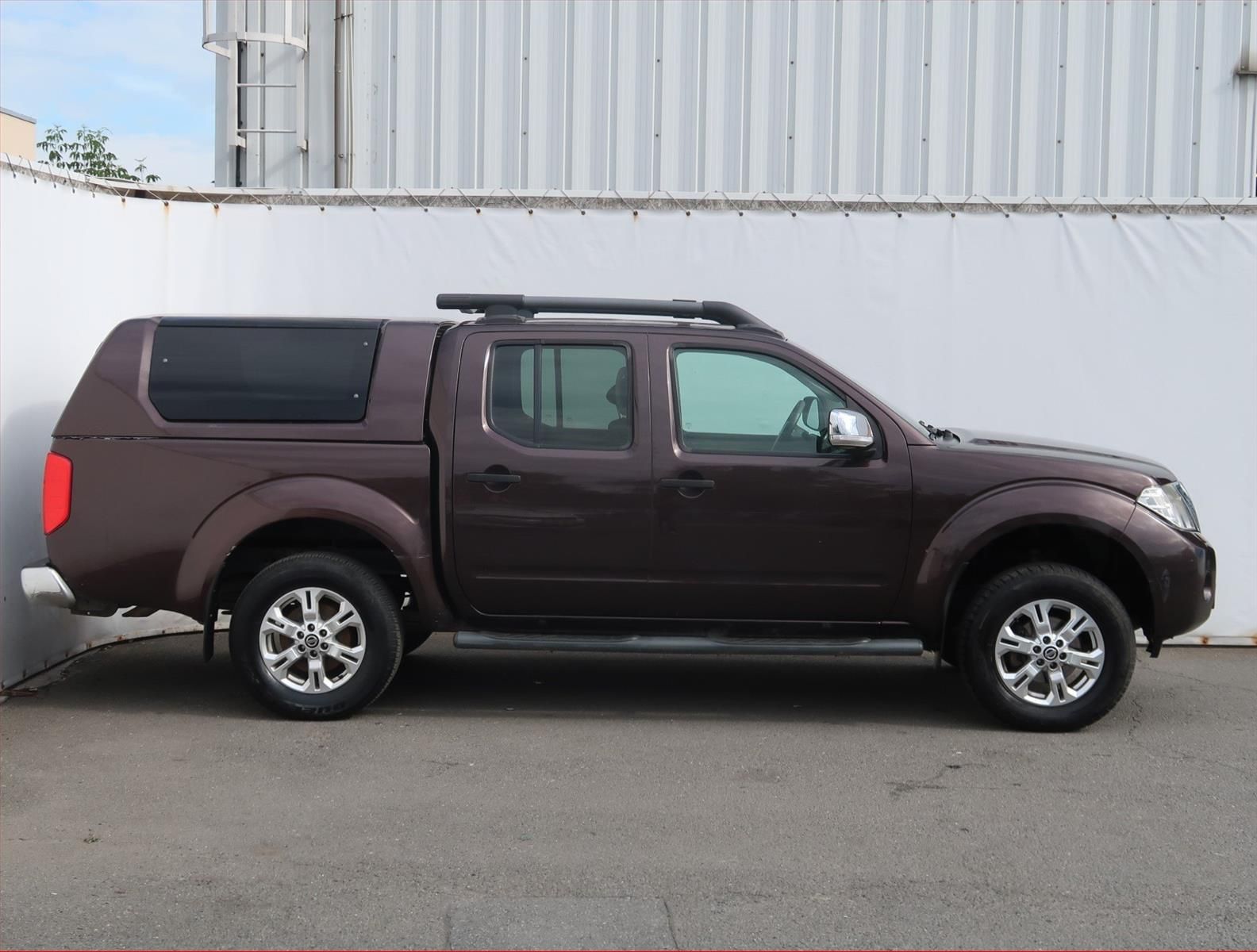 Nissan Navara, 2.5 D, 4X4 - fotka 6