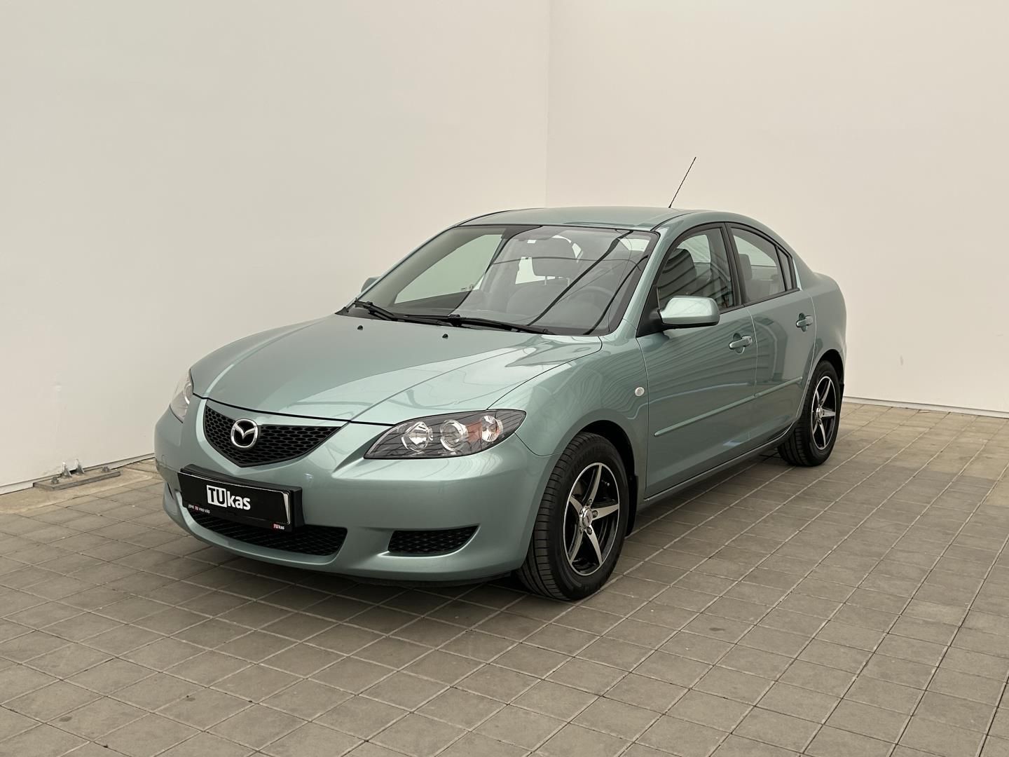 Mazda 3, 1.6i 77kW .