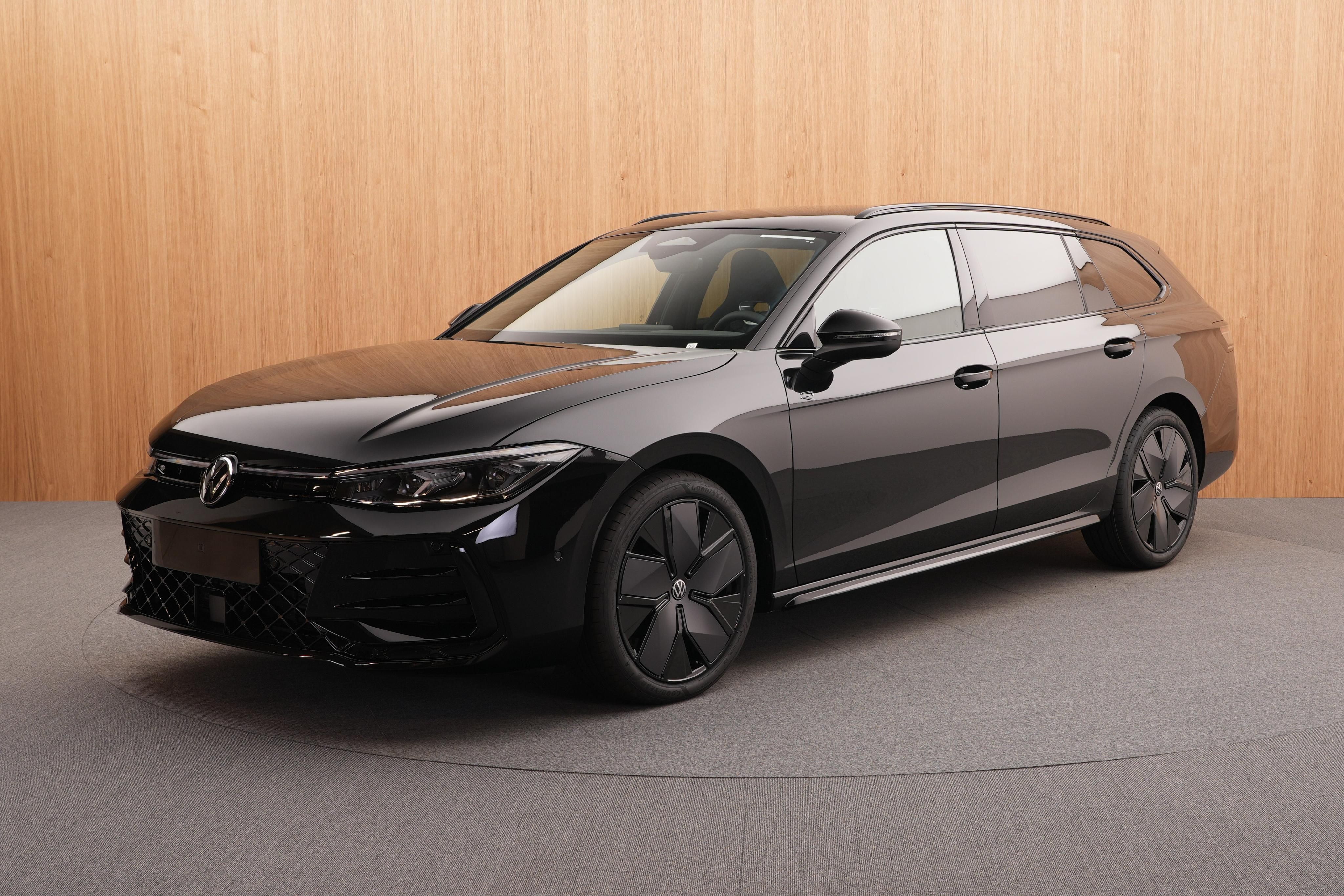 Volkswagen Passat, R-Line People 2.0 TSI DSG