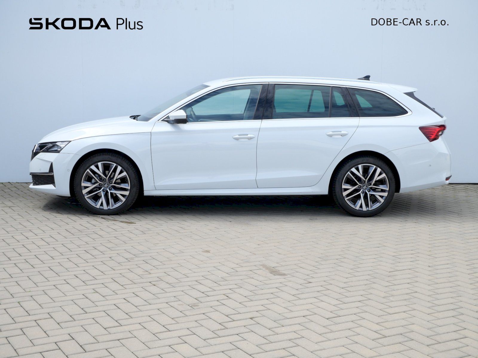 Škoda Octavia, Exclusive Selection DSG 2.0TDI - fotka 3