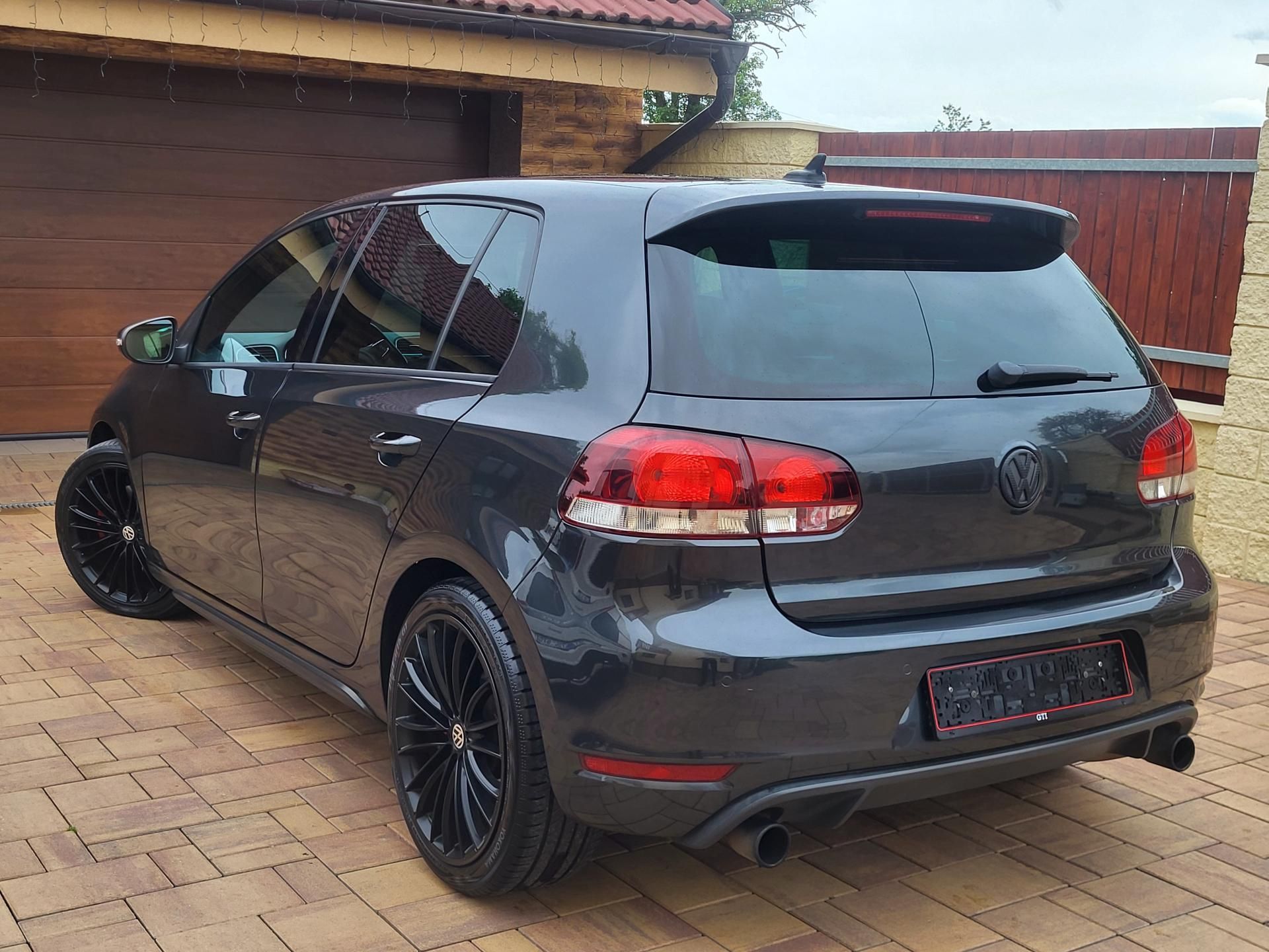 Volkswagen Golf, 2.0TSi 155kW GTI*MANUÁL*NAVI* - fotka 3