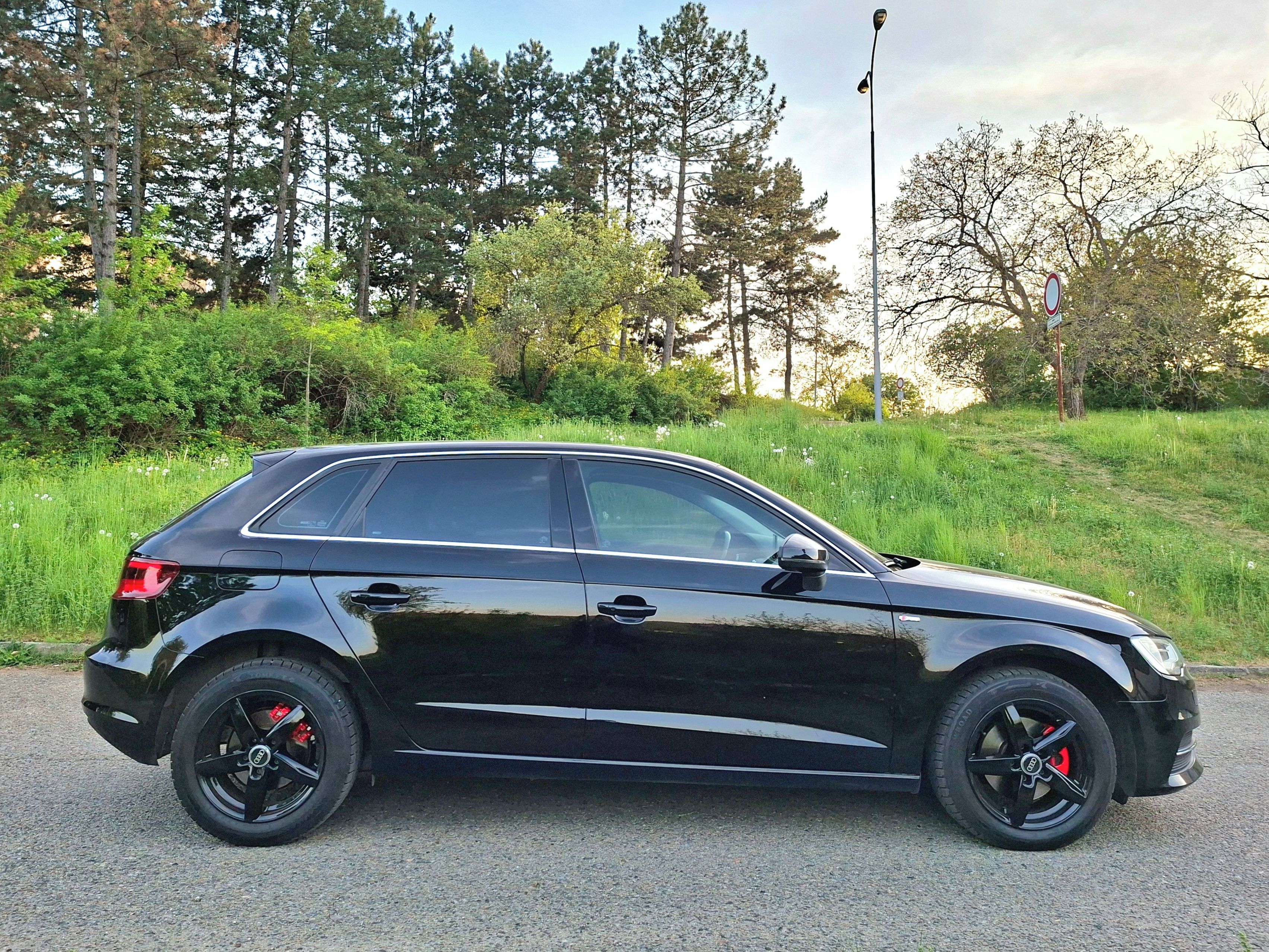 Audi A3, 1.6TDI,Bixenon,Led,Kůže,NováTK - fotka 3