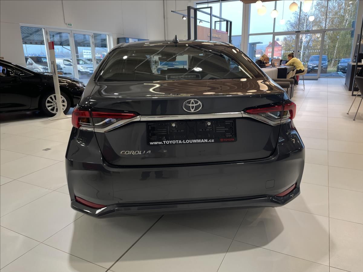 Toyota Corolla, 1,8   SD Comfort Tech HEV - fotka 5