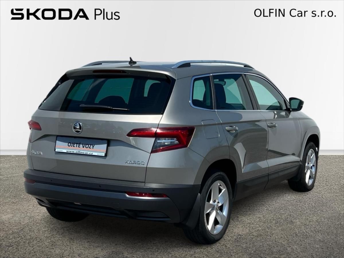 Škoda Karoq, 1,6 TDi 85kW 7DSG STYLE - fotka 2