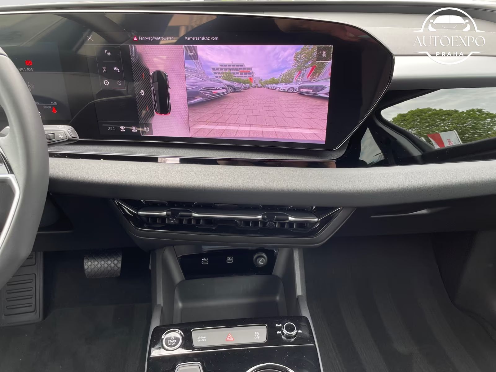 Audi Q6 e-tron, LED Navi - fotka 6