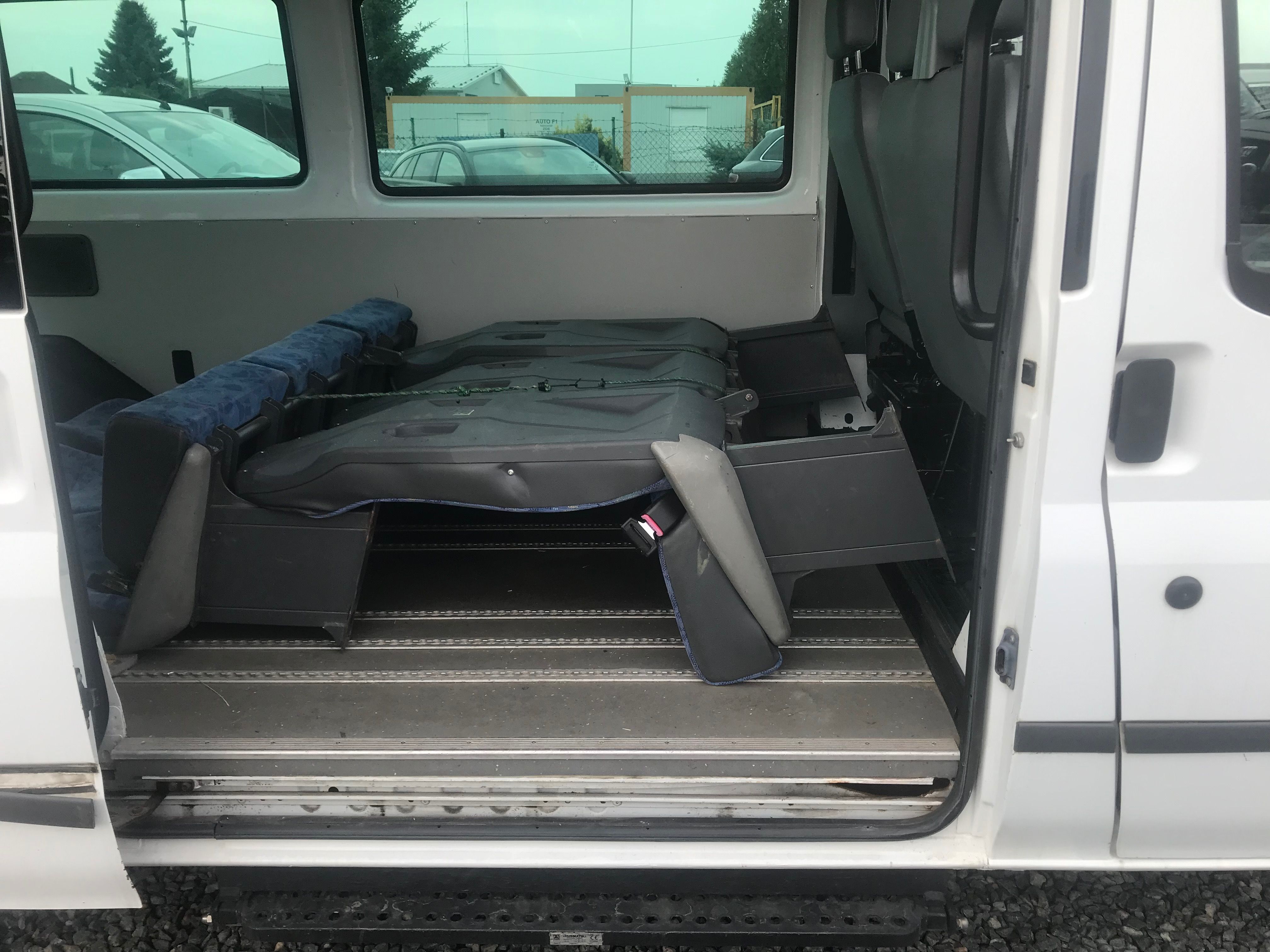 Ford Transit, 2.2 TDCI 81 KW L3H3 9-MÍST - fotka 4