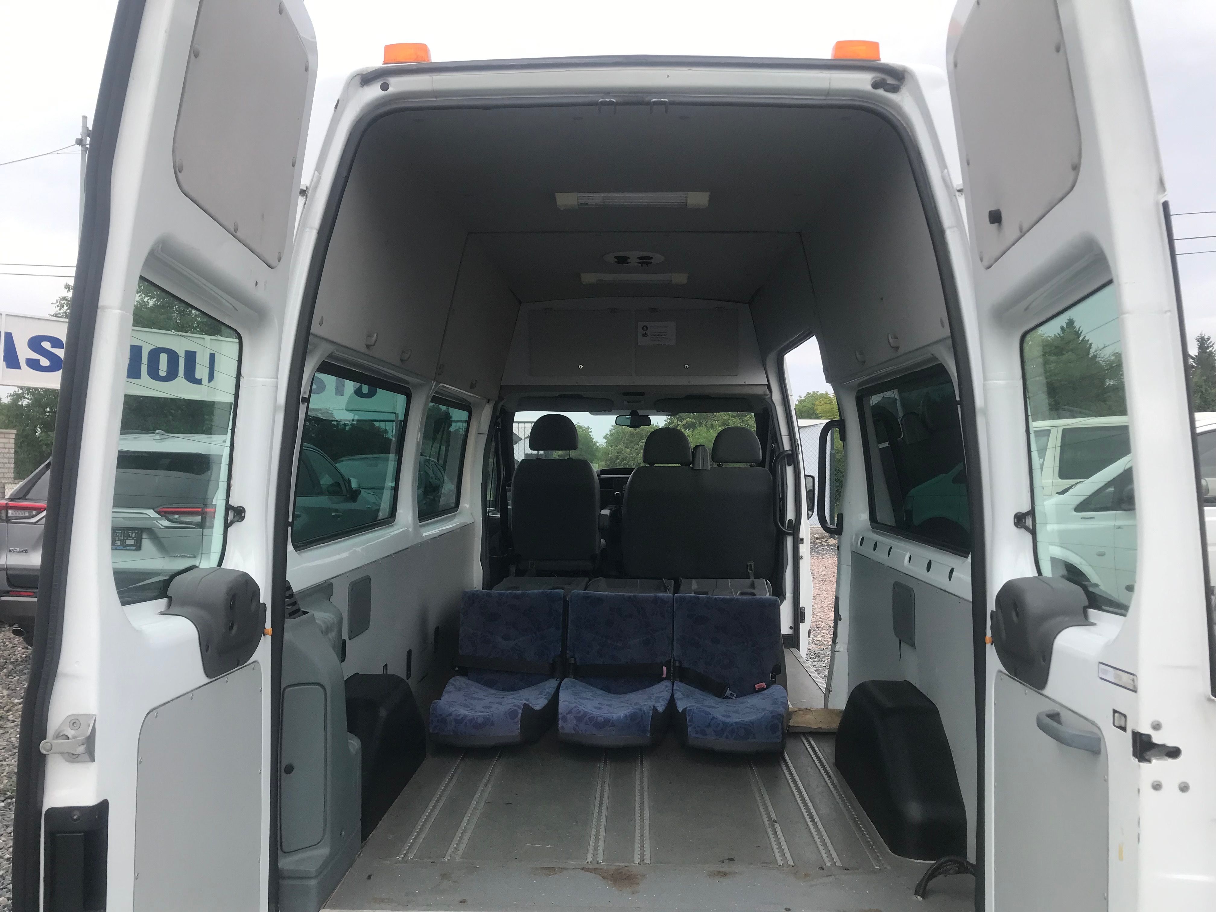 Ford Transit, 2.2 TDCI 81 KW L3H3 9-MÍST - fotka 6