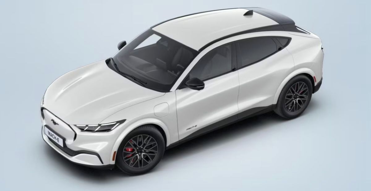 Ford Mustang Mach-E, 88kWh, Premium, PRODL. DOJEZD - fotka 2