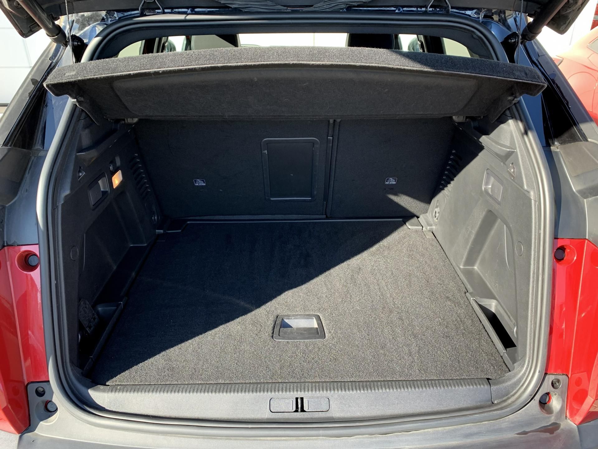 Peugeot 3008, ALLURE PACK 1.5 BHDi 96kW AT8 - fotka 5
