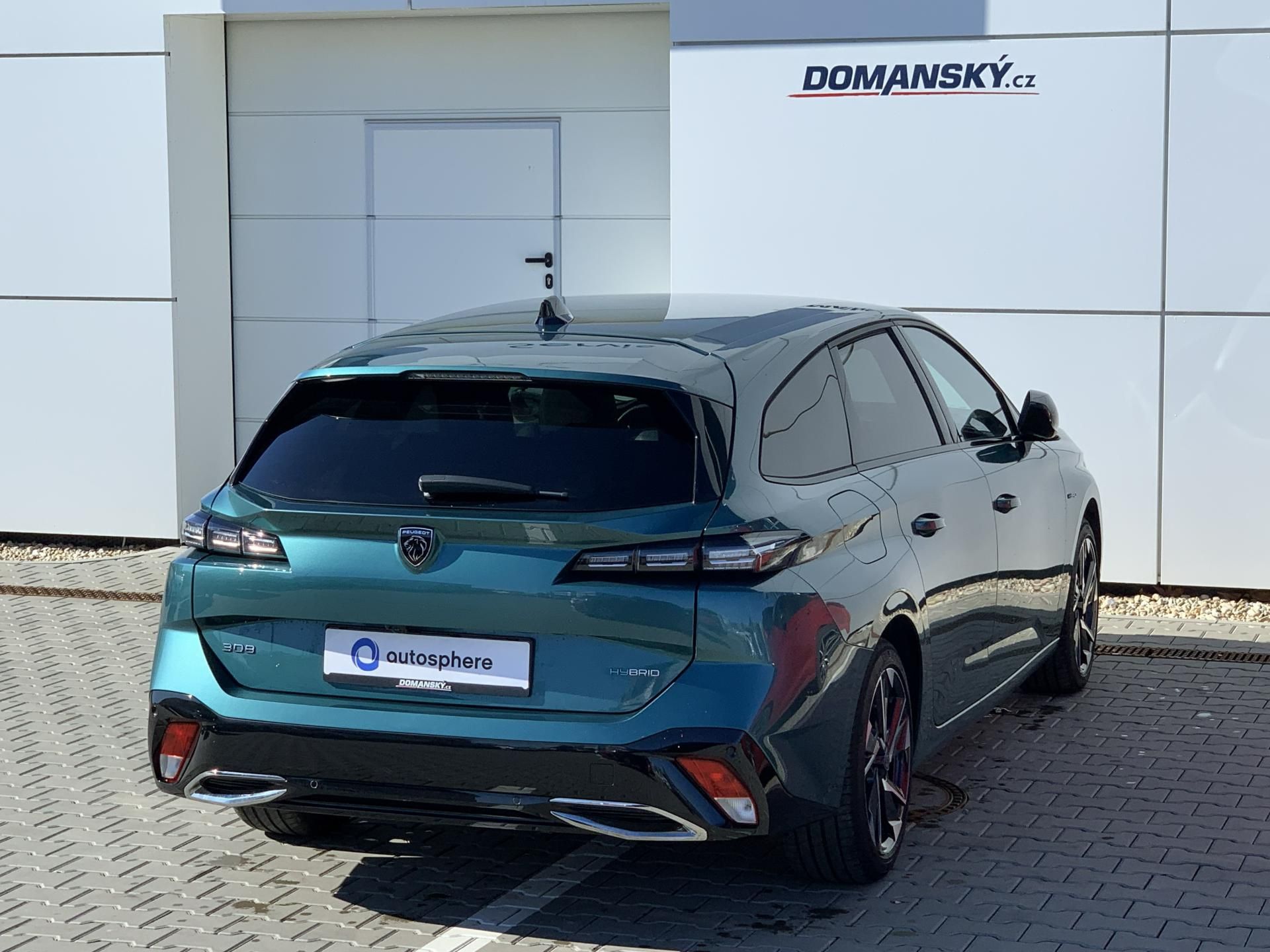 Peugeot 308, ALLURE PACK 1.6 PHEV 133kW AT8 - fotka 3