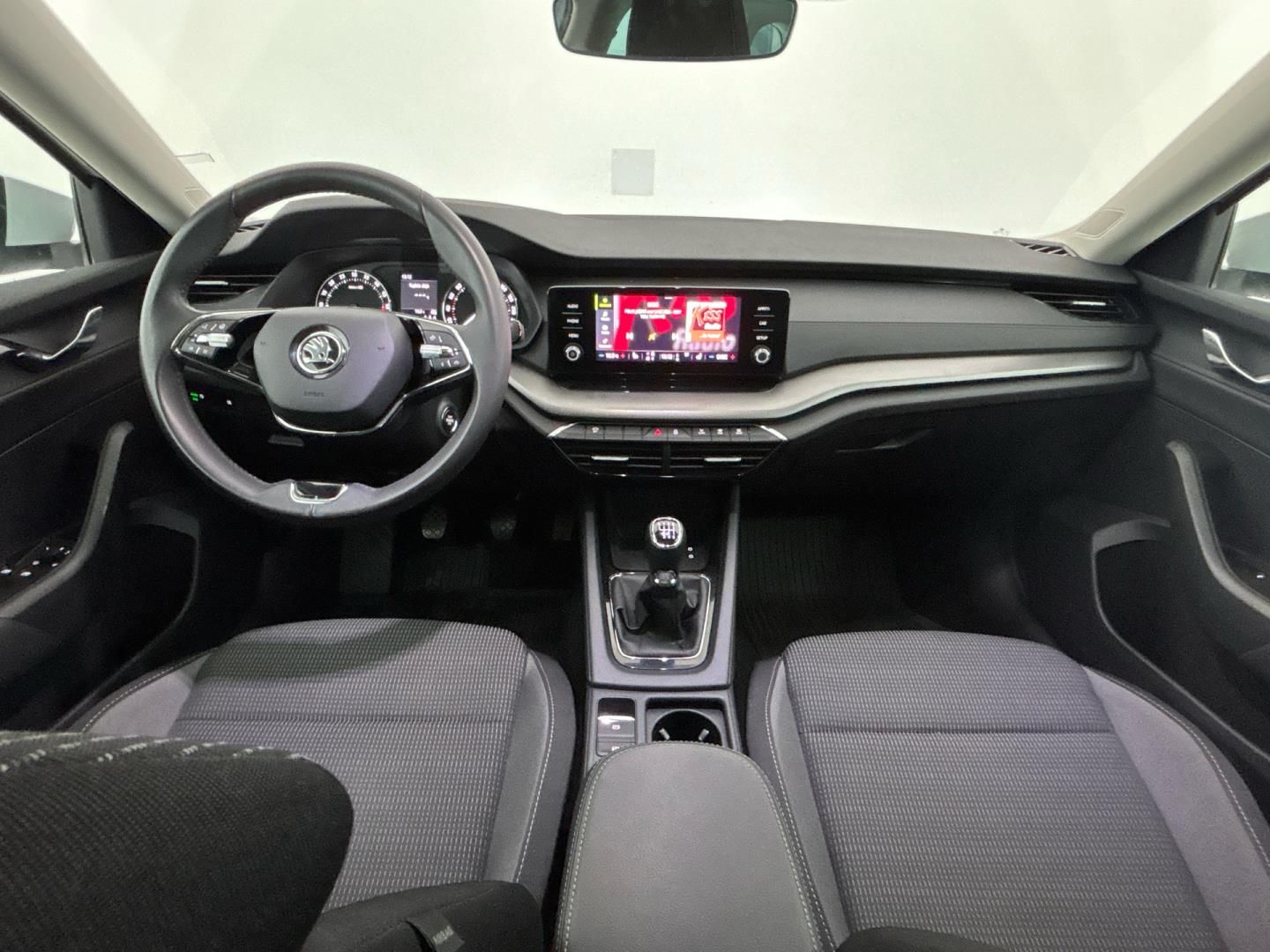 Škoda Octavia, 2.0 TDI / 85 kW Ambition - fotka 5
