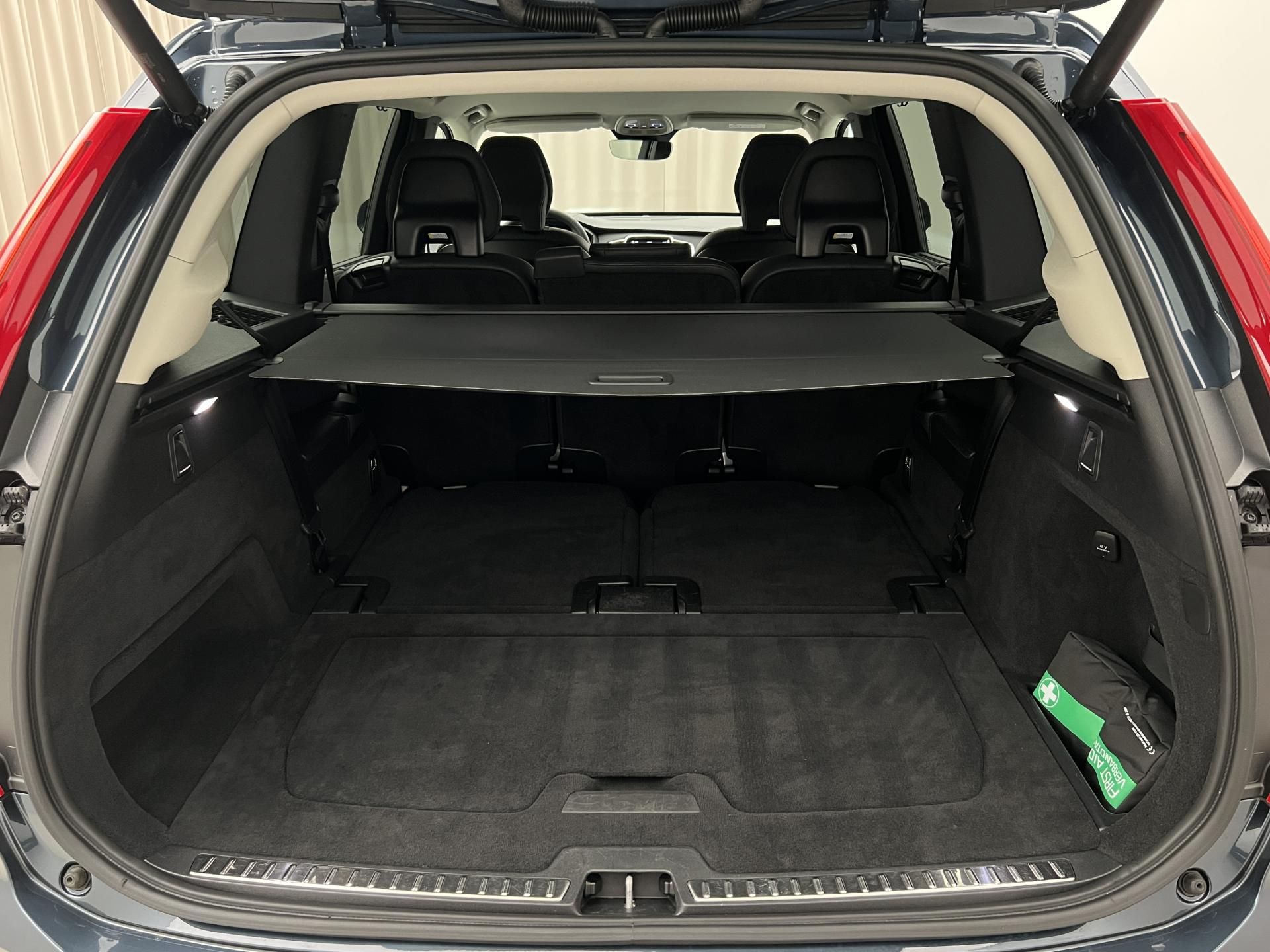 Volvo XC90, B5 AWD BRIGHT PLUS AUT 7 MÍST - fotka 5