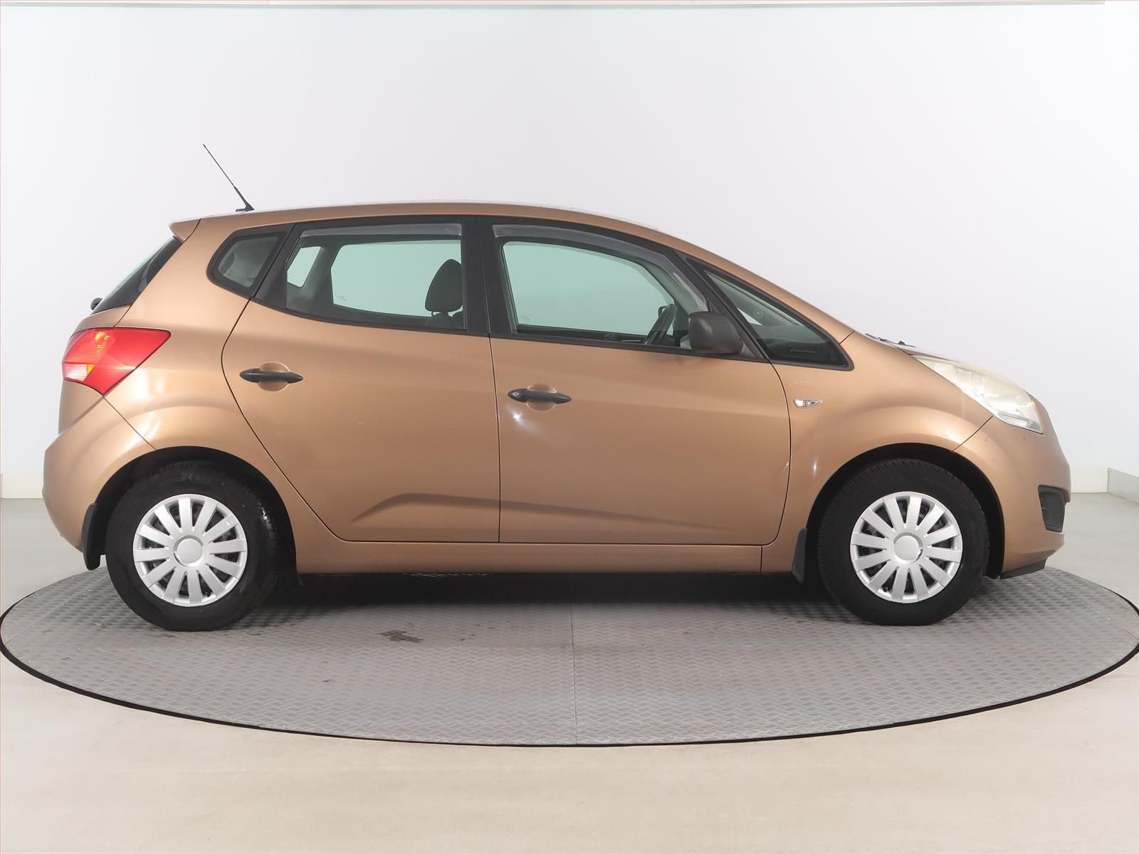 Kia Venga, 1.4 CVVT - fotka 6