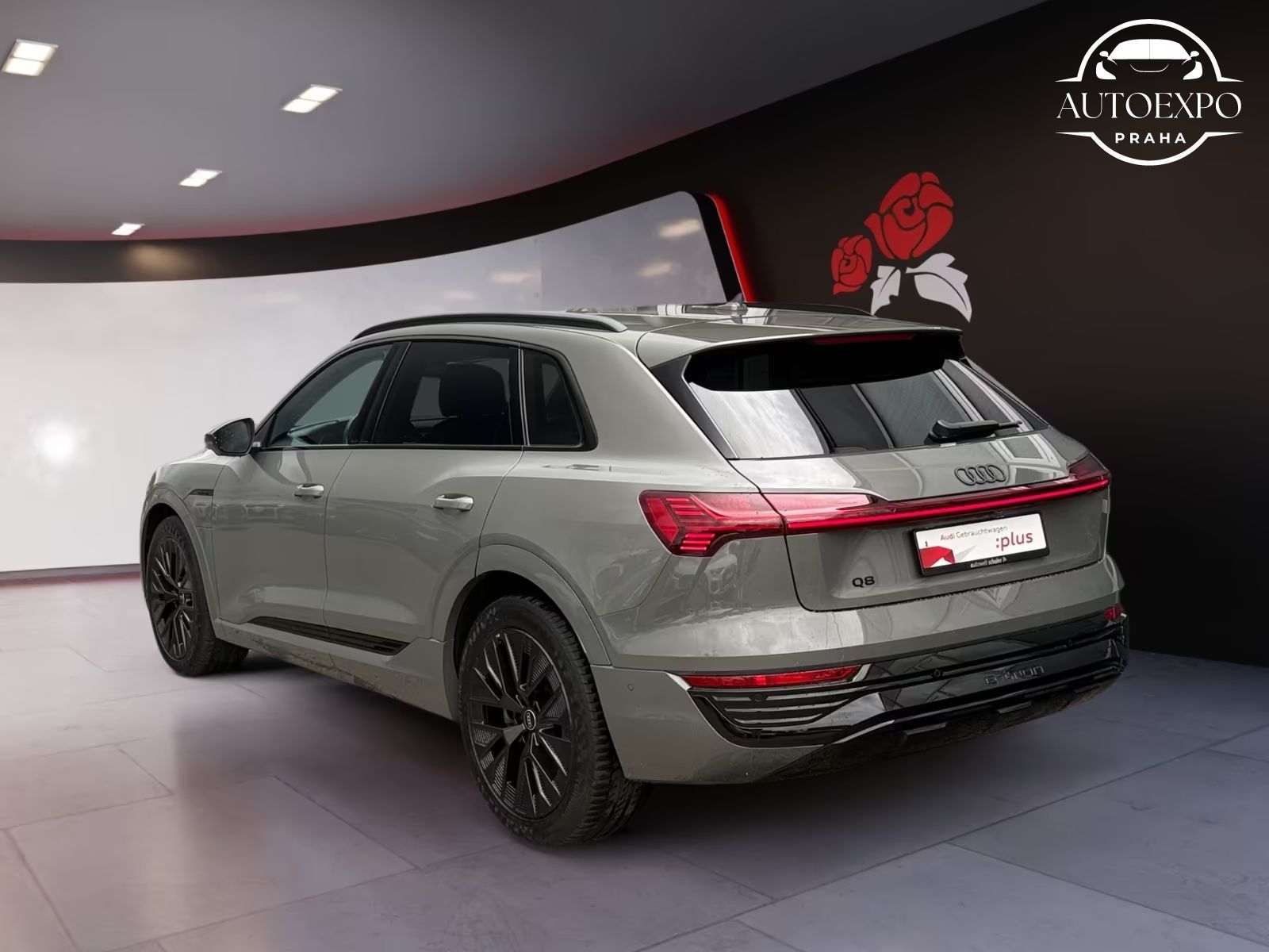 Audi Q8 e-tron, 55 quattro - fotka 3