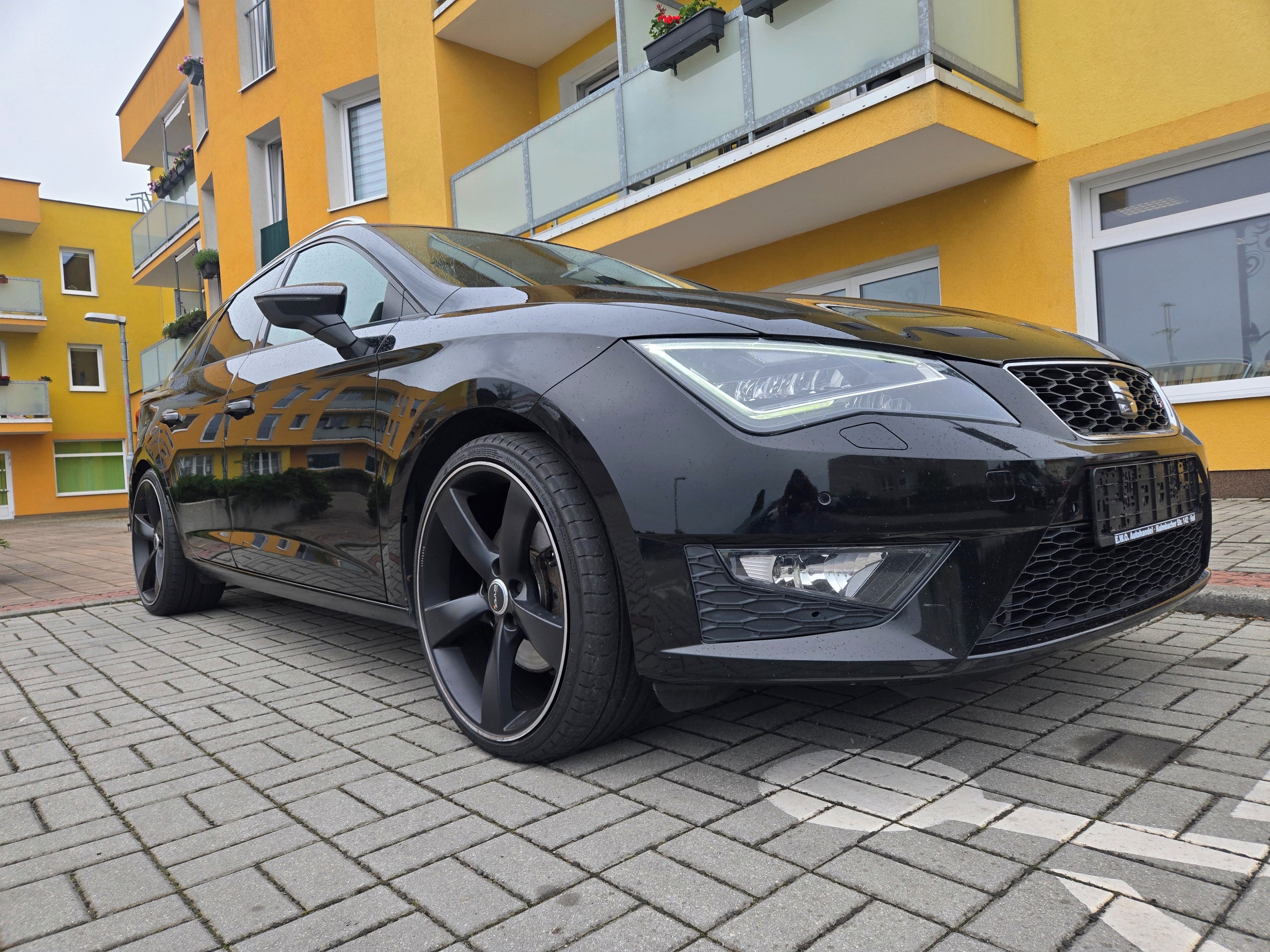 Seat Leon, 2,0TDi 135kW ST-FR