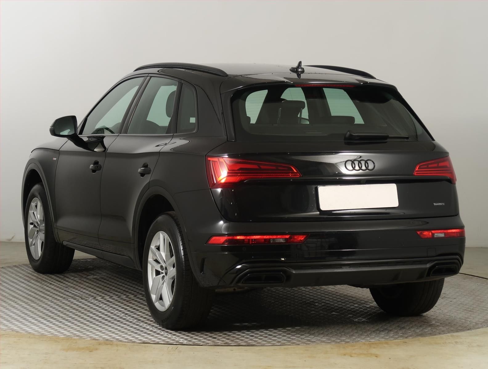 Audi Q5, 40 TDI - fotka 3