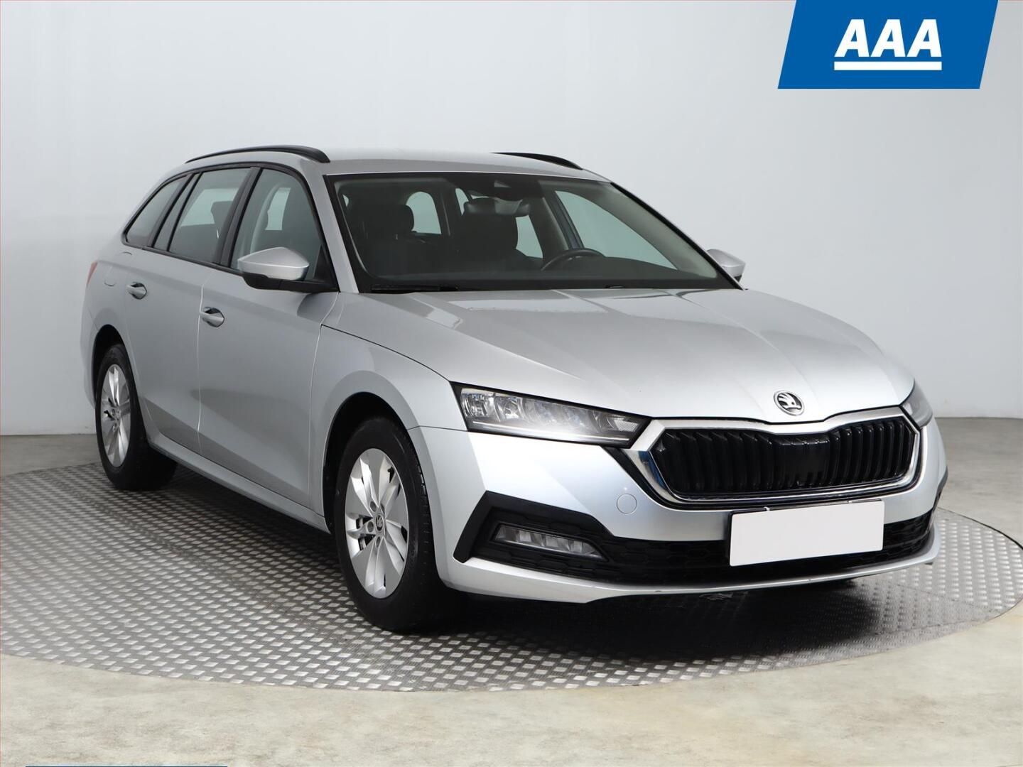Škoda Octavia, 2.0 TDI, Ambition, ČR,1.maj