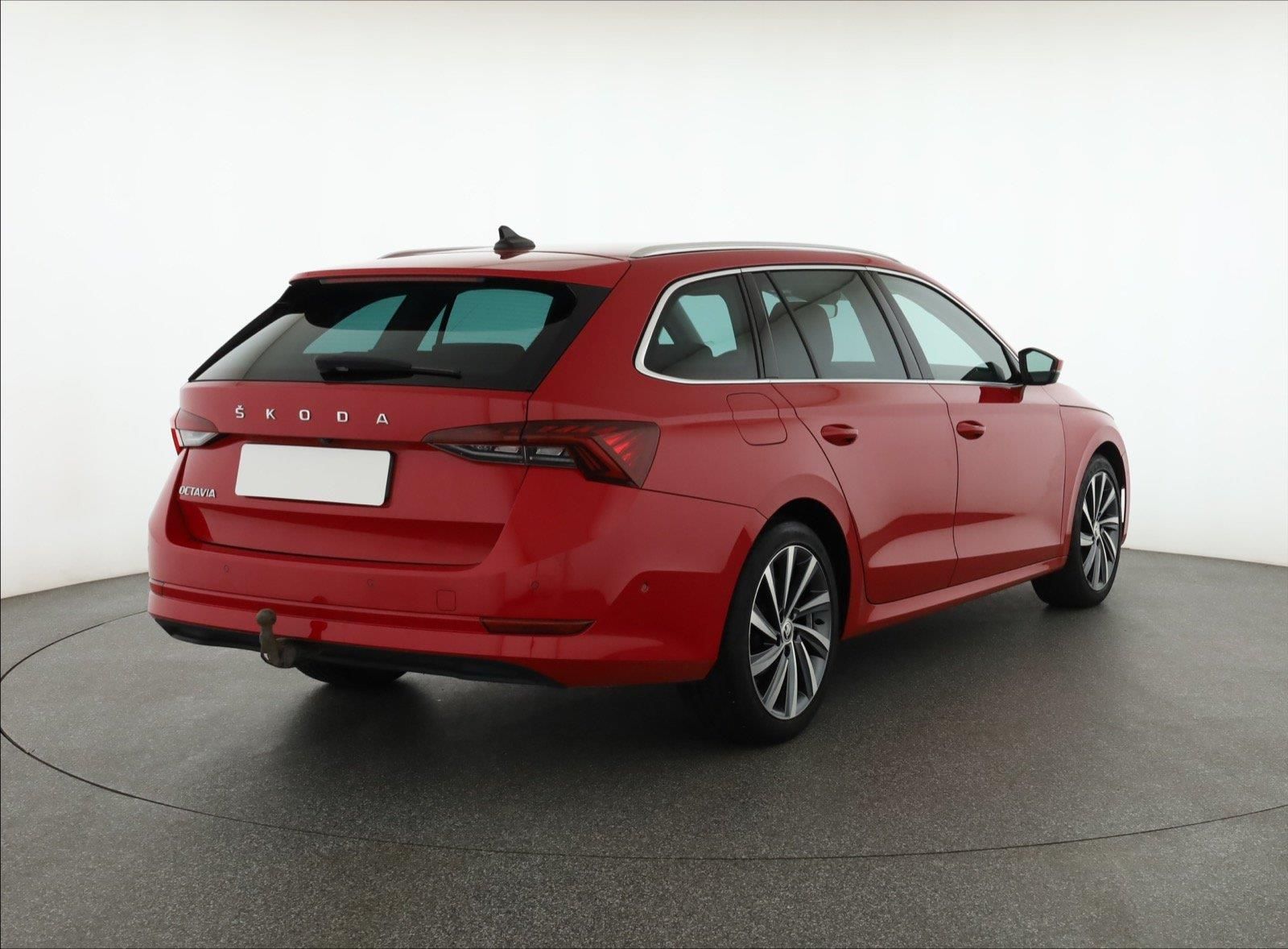 Škoda Octavia, 1.5 TSI, Style Plus - fotka 5
