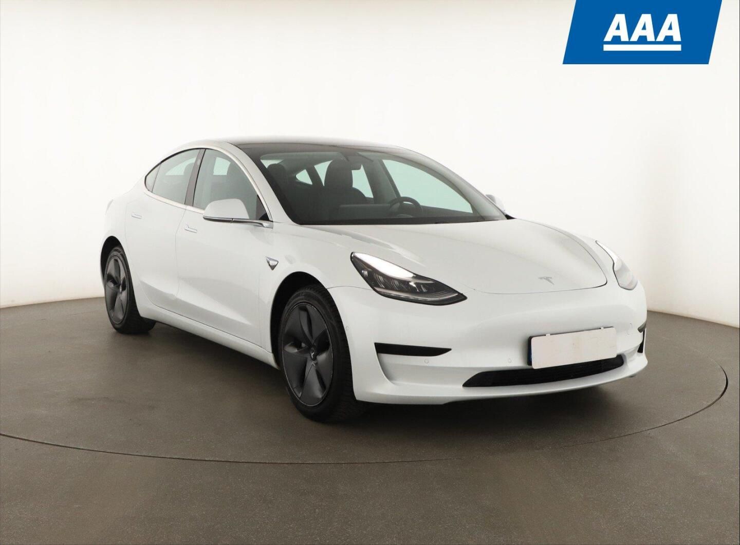 Tesla Model 3, Std Range Plus 52kWh, SoH 82%