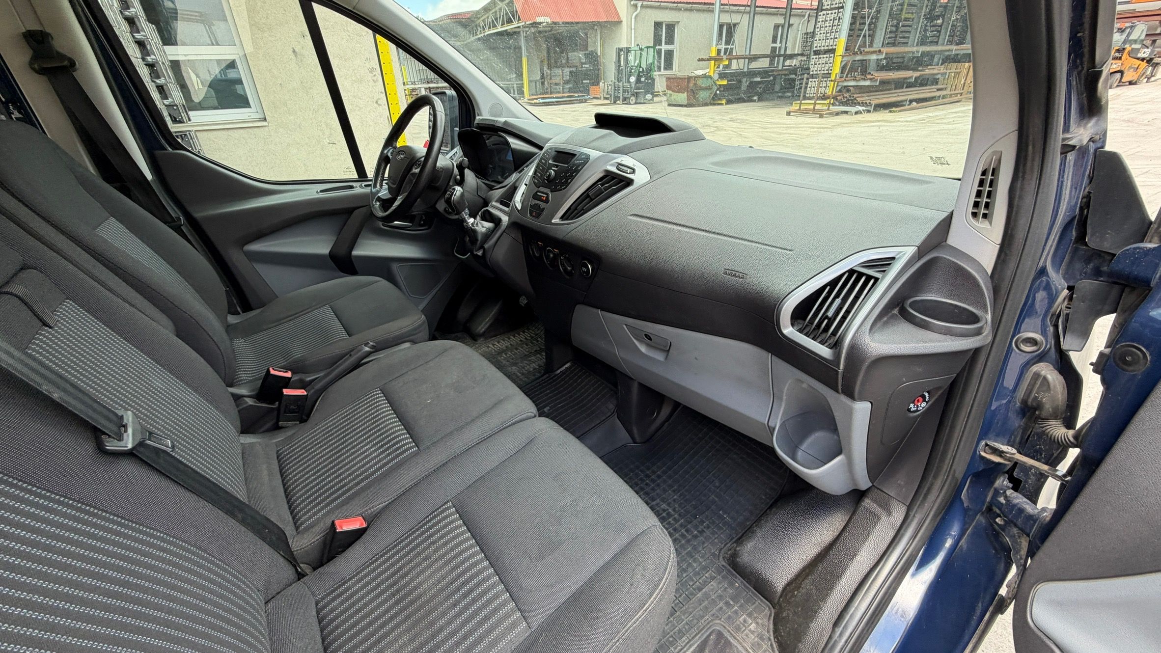 Ford Transit Custom - fotka 6