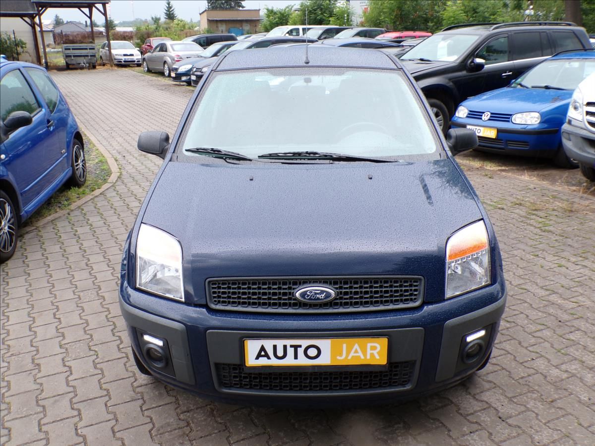 Ford Fusion, 1,4 i  TAŽNÉ ZAŘÍZENÍ - fotka 2