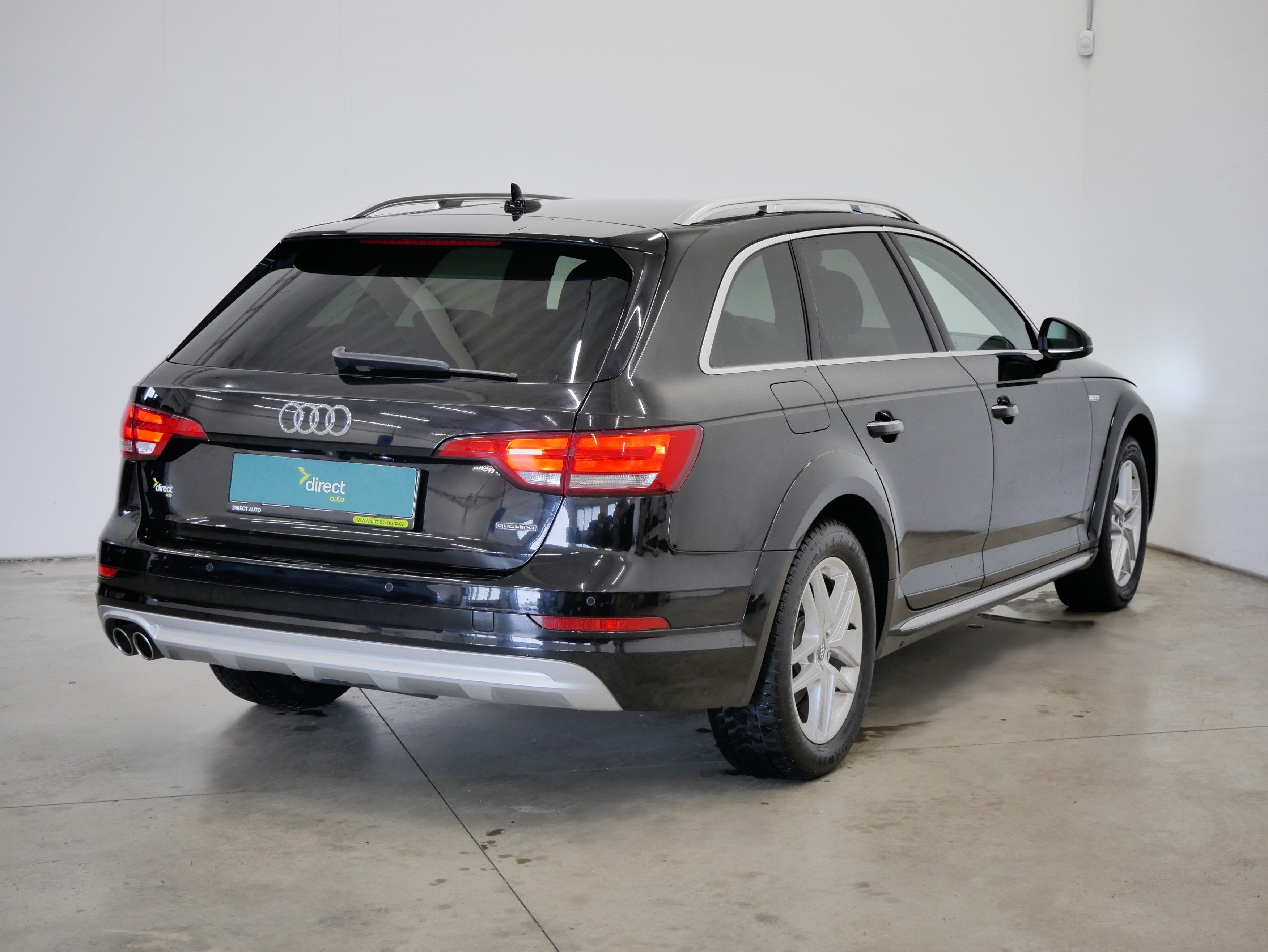 Audi A4, 2.0 TDI 120 kW Allroad - fotka 2