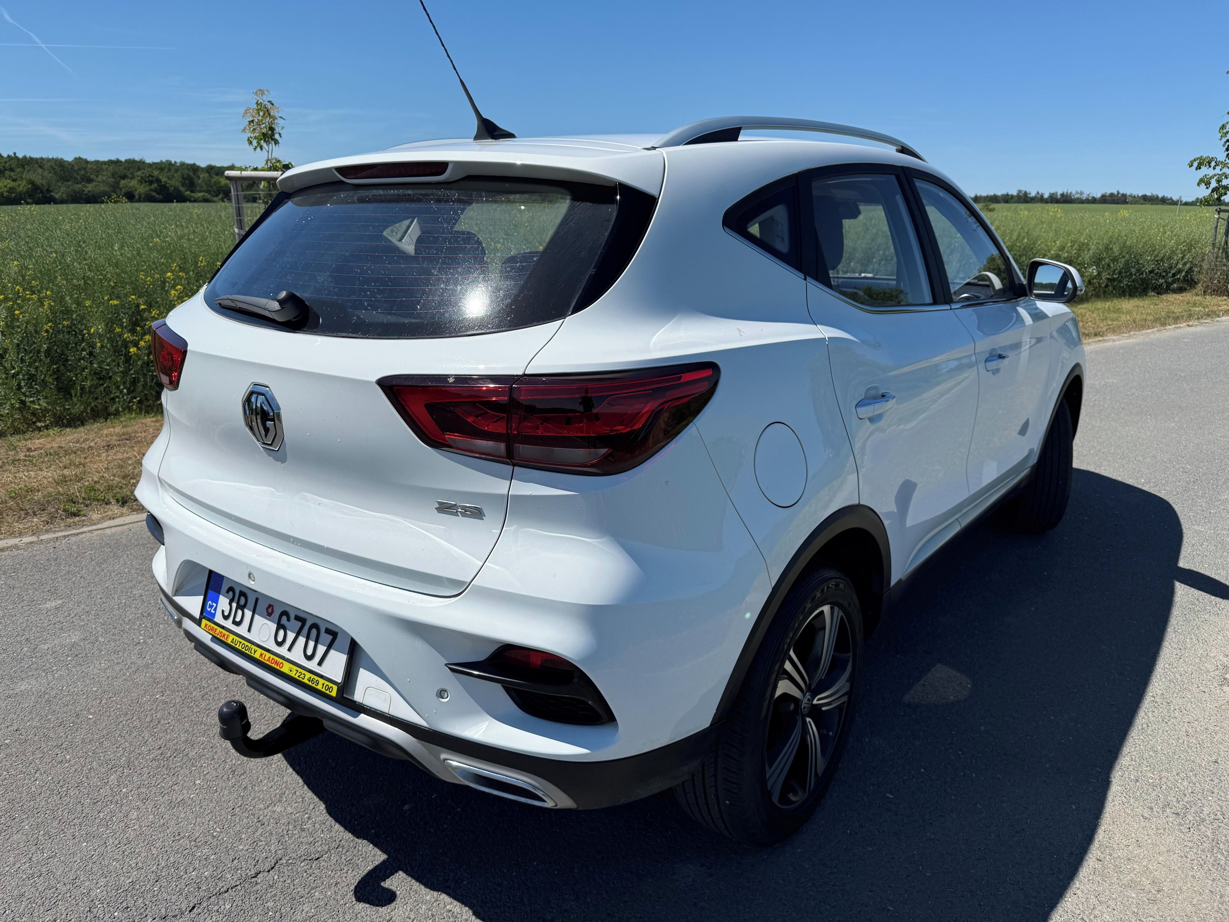 MG ZS, 1.5i 12/2024 23600km - fotka 3