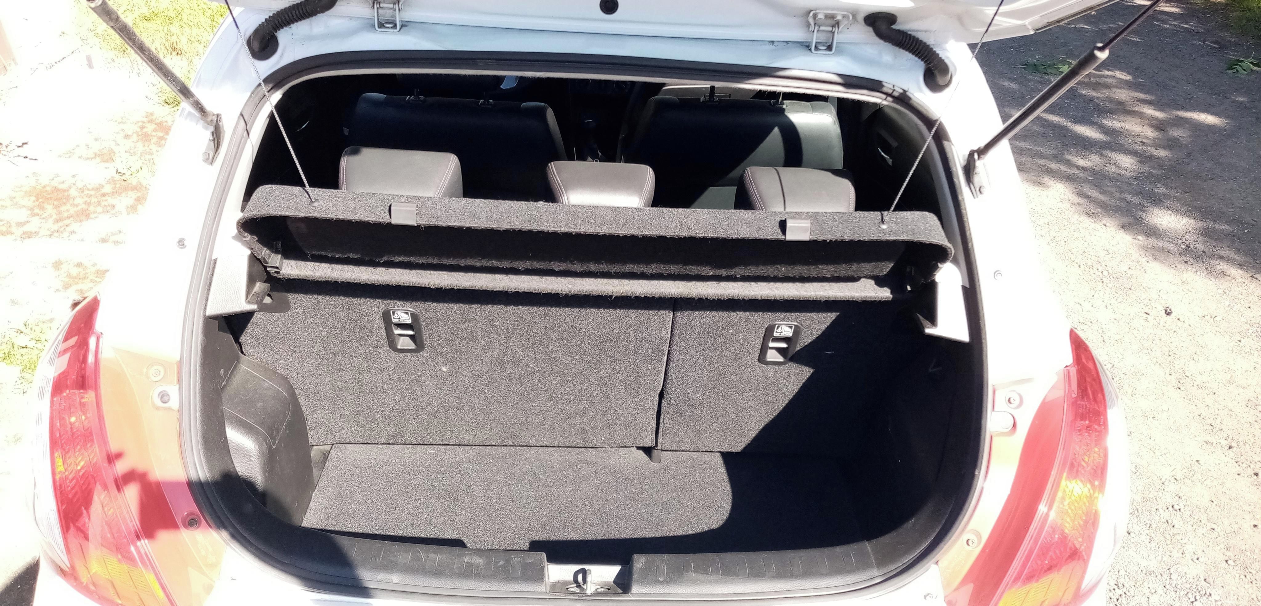 Suzuki Swift, Violet Edition – jen 52 000 km - fotka 4