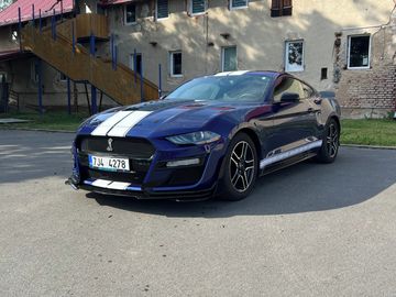 Ford mustang 3.7